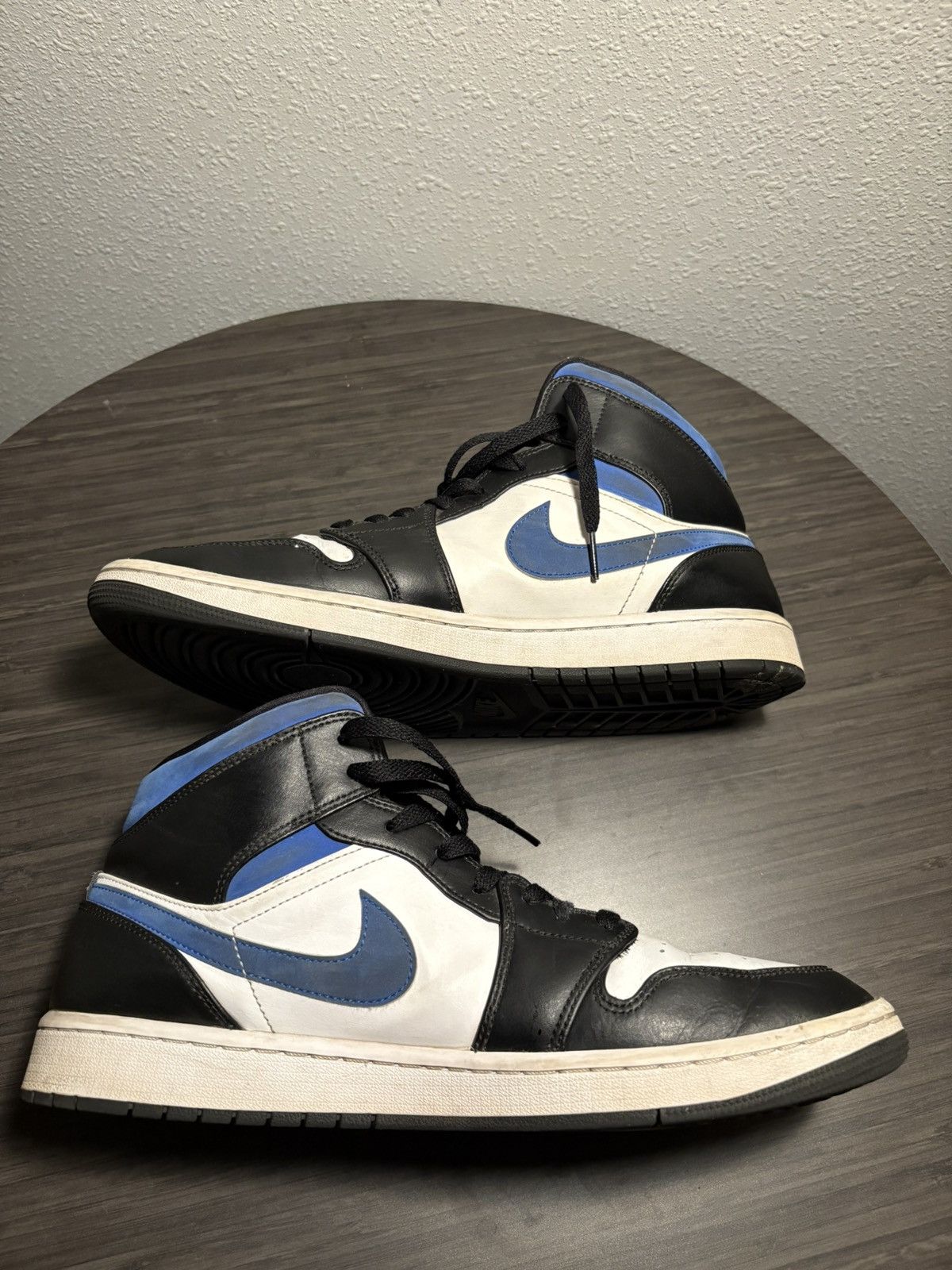 Jordan Brand × Nike Jordan 1 Mid White Black Racer Blue Size US 12 / EU 45 - 5 Thumbnail