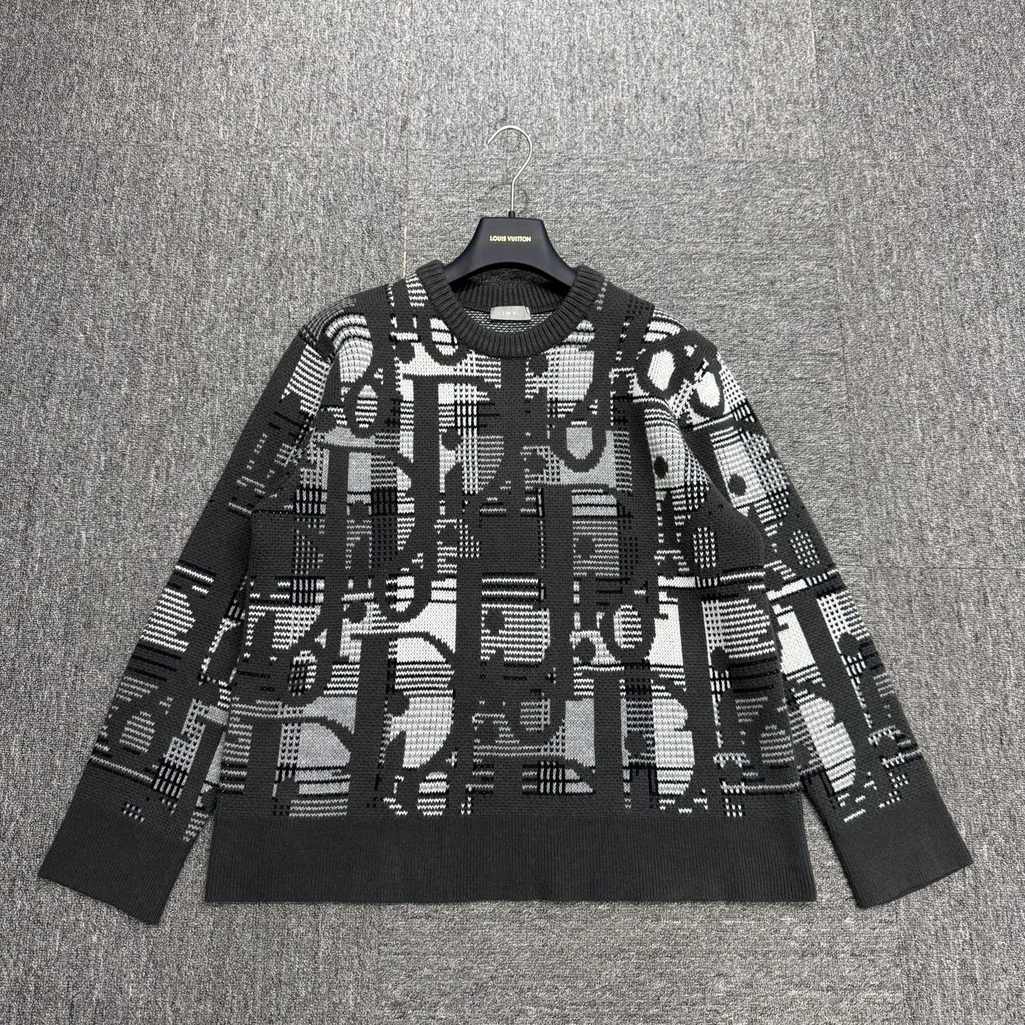 Dior Dior Allover Oblique Print Wool Knit Sweater S Size US S / EU 44-46 / 1 - 1 Thumbnail