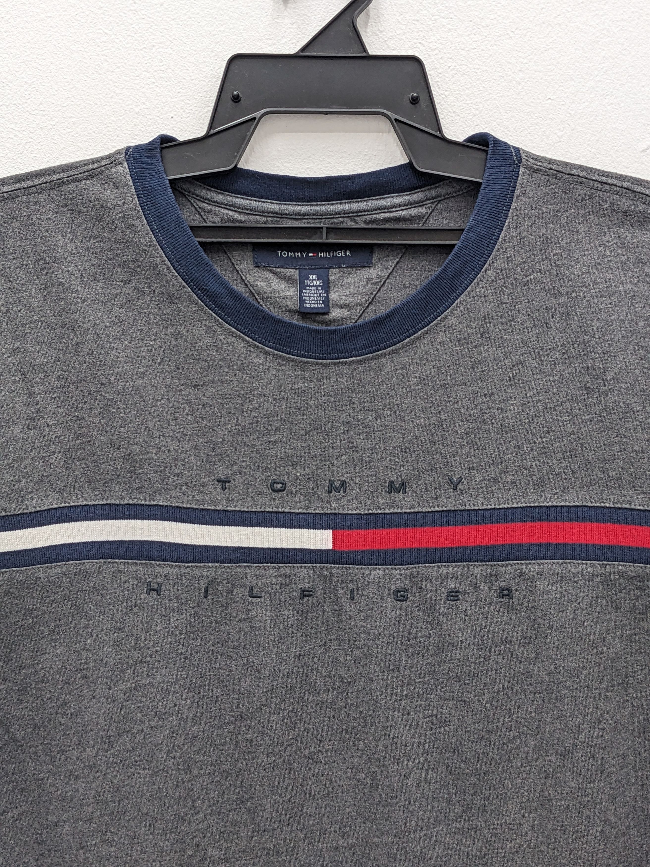 Tommy Hilfiger Tommy Hilfiger Striped Design Tshirt Size US XXL / EU 58 / 5 - 3 Thumbnail
