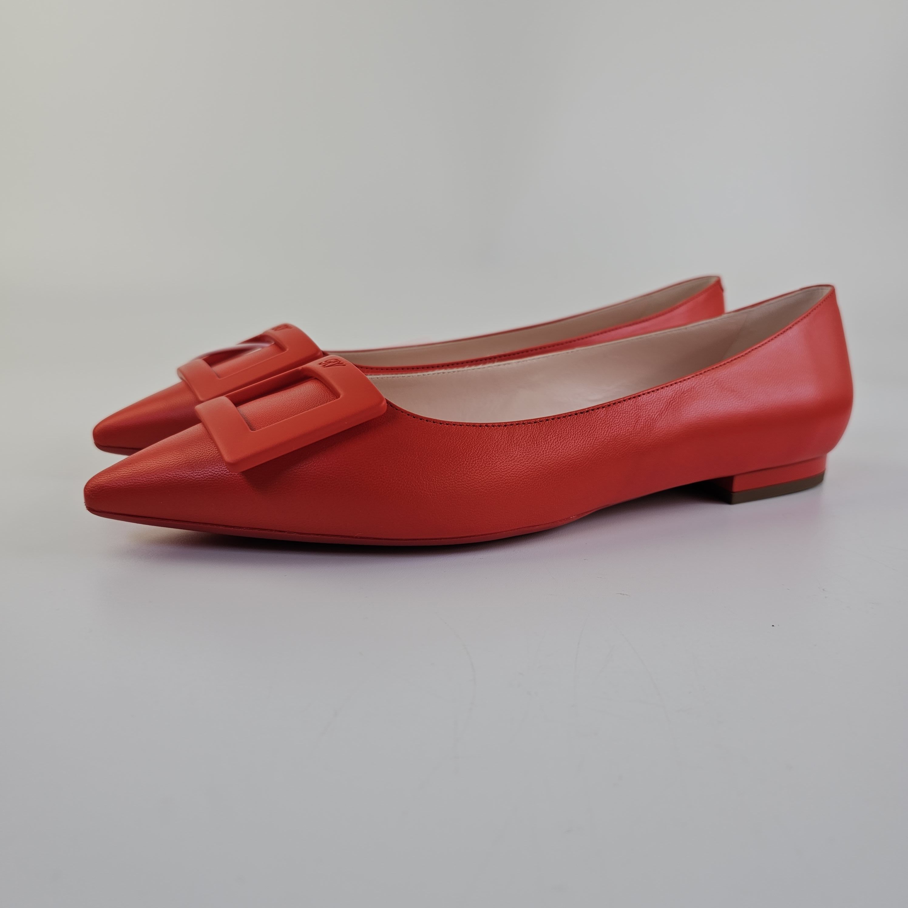 Roger Vivier Gommettine Red Leather Ballerinas New