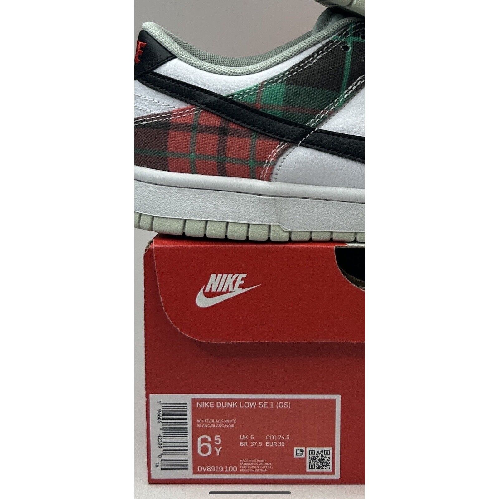 Nike New Nike Dunk Low GS SE 1 “Tartan Plaid” 2023 Size US 8 / IT 38 - 5 Thumbnail