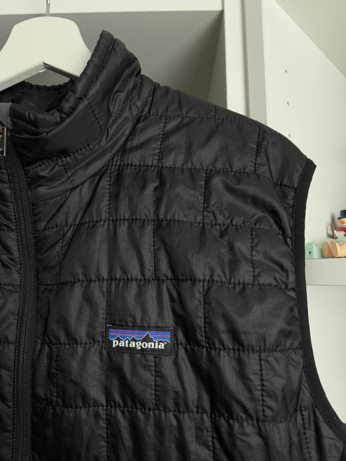 Designer × Patagonia Patagonia black lightweight puffer vest gilet L outdoor gorp Size US L / EU 52-54 / 3 - 4 Thumbnail