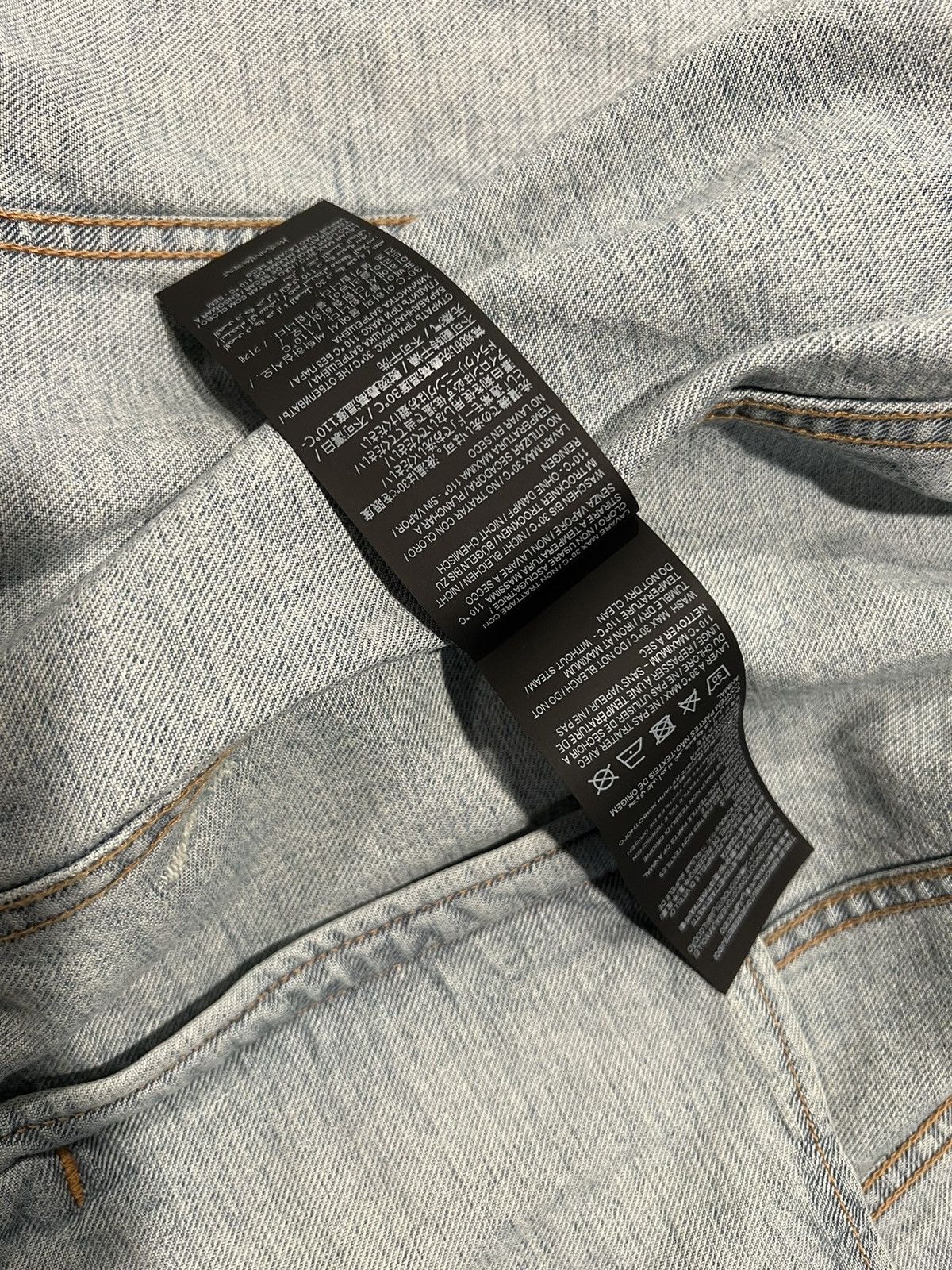 Saint Laurent Paris Saint Laurent men’s blue ripped denim jacket. 54/XL Size US L / EU 52-54 / 3 - 10 Thumbnail