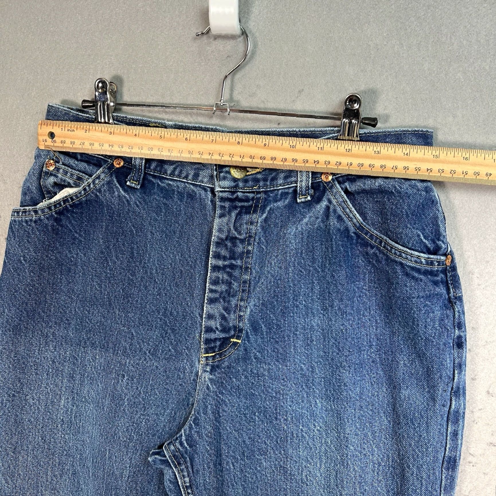 Lee VINTAGE Lee Jeans Womens 16P Blue Denim Dark Wash Straight Leg Made In USA Jeans Women 16P Dark Wash Denim Straight Inseam 29in Size 38" / US 16 / IT 52 - 3 Thumbnail
