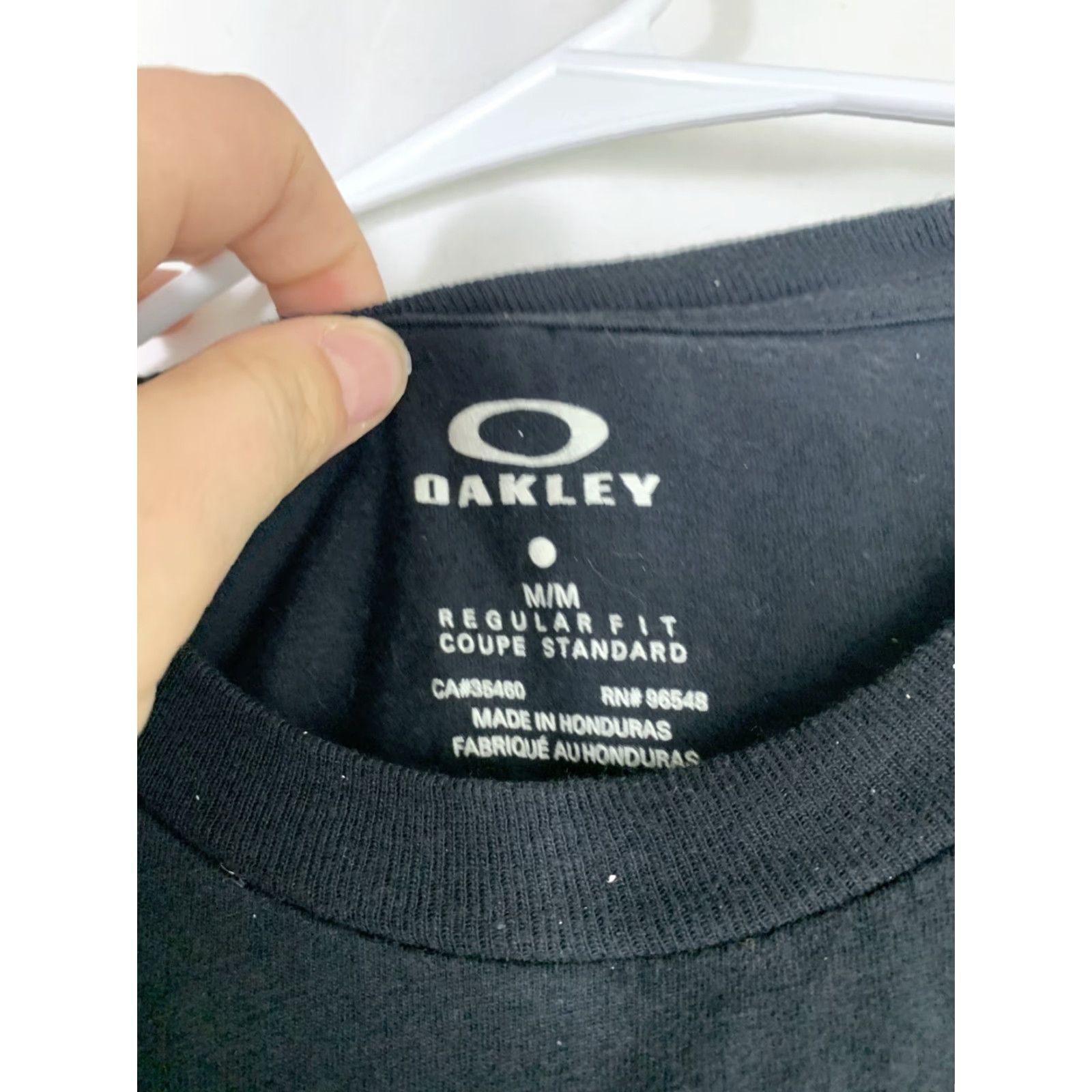 Oakley Oakley Men T-Shirt Regular Fit Black Cotton Short Sleeve M Logo Graphic 20” Chest 21” Length 9” Sleeves Size US M / EU 48-50 / 2 - 7 Thumbnail