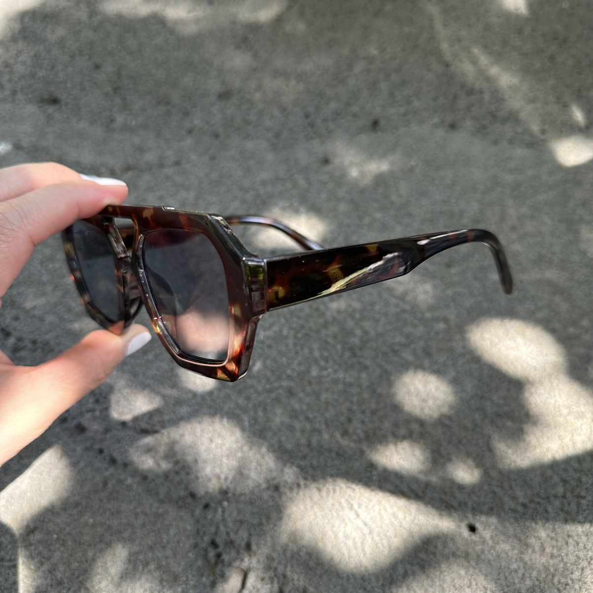 Other SUNGLASSES BRAND NEW CLASSIC RETRO VINTAGE KD22003-01 Size ONE SIZE - 2 Thumbnail