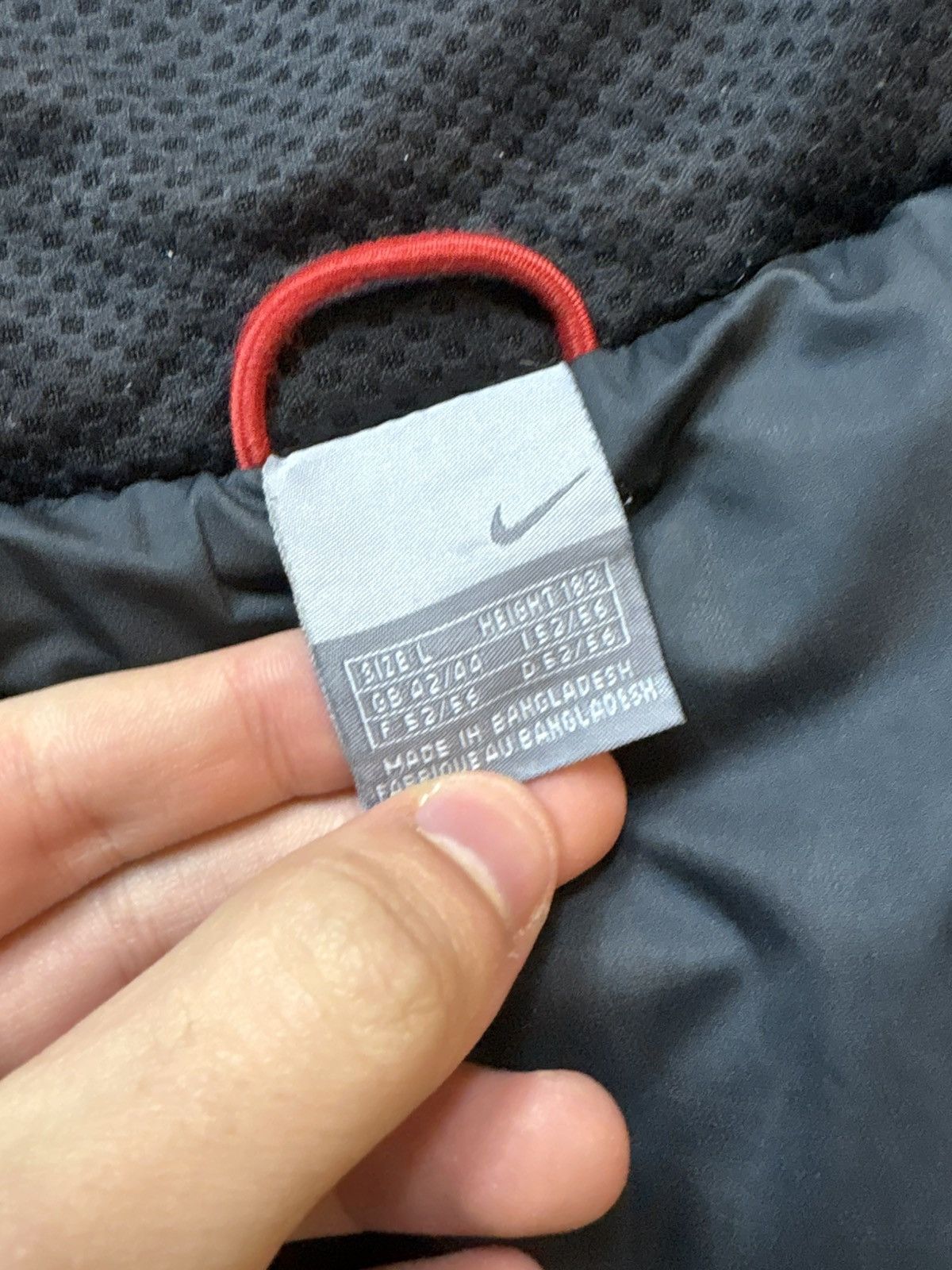 Nike 00s Nike Vintage Swoosh Logo Down Jacket Rare Y2K Size US L / EU 52-54 / 3 - 8 Thumbnail