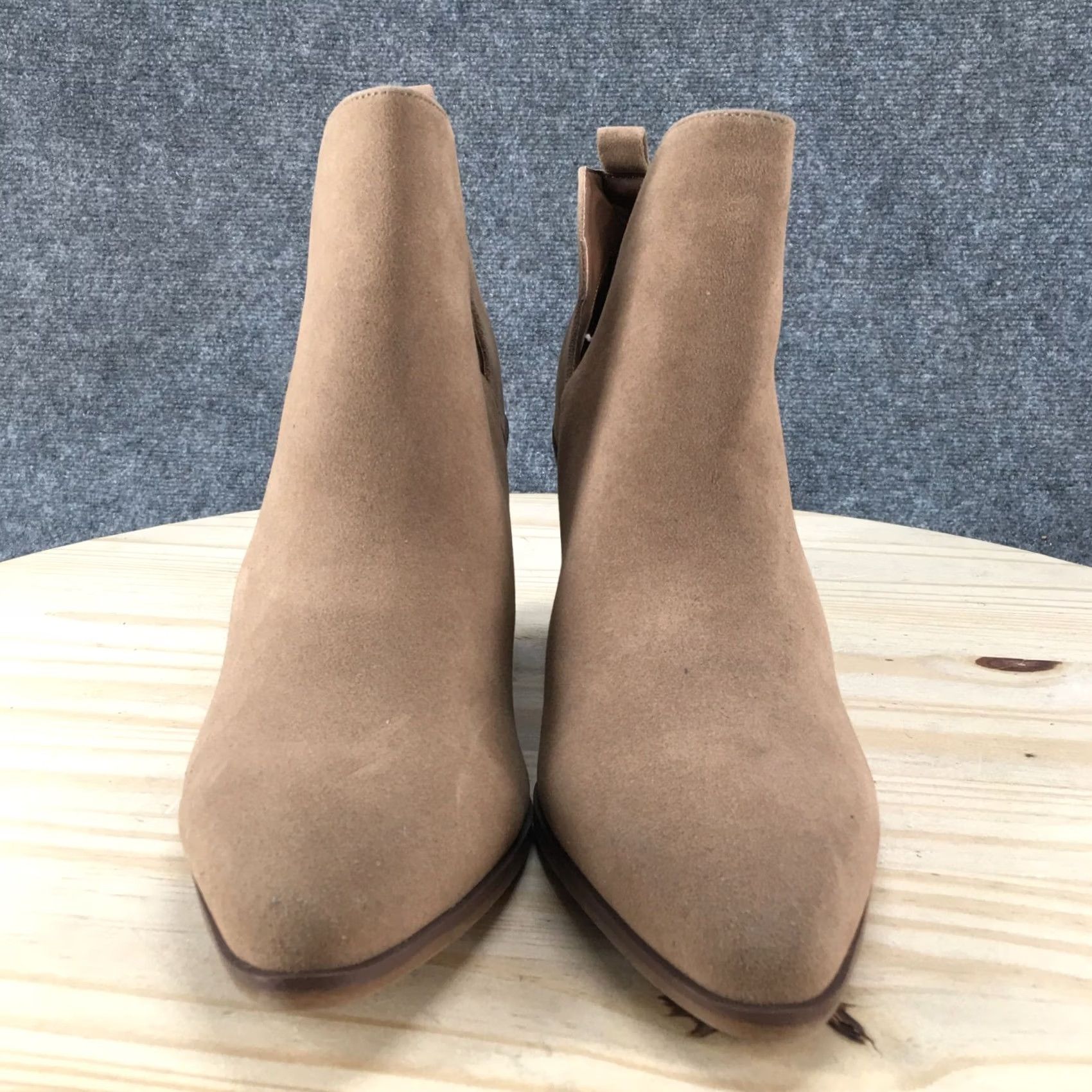 Vintage Universal Thread Boots Womens 11 Ankle Booties Beige Faux Leather Block Heels Size US 11 / IT 41 - 7 Thumbnail