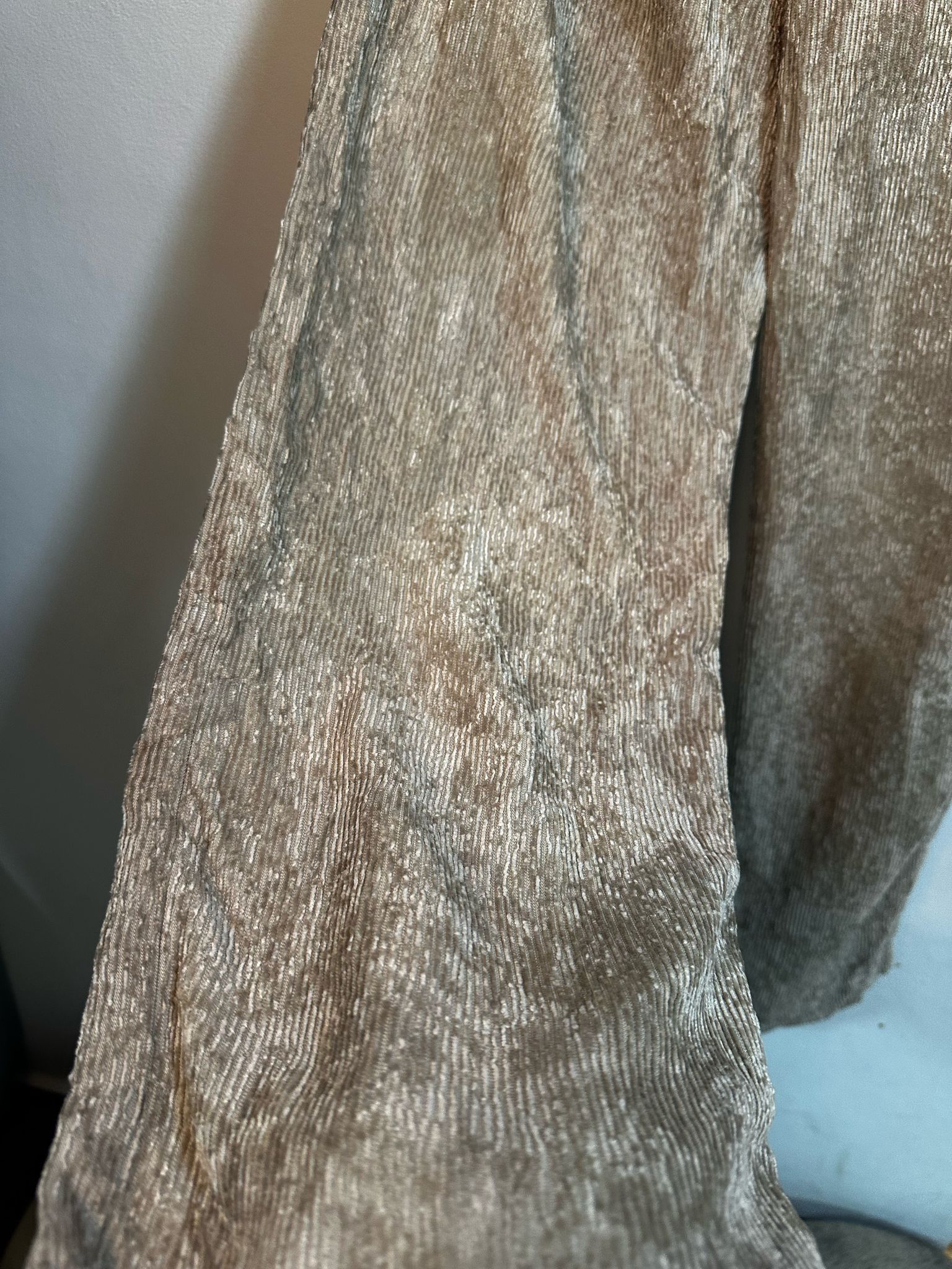 Brunello Cucinelli Brunello Cucinelli Beige Shimmer Corduroy Pants Size 26" / US 2 / IT 38 - 2 Thumbnail