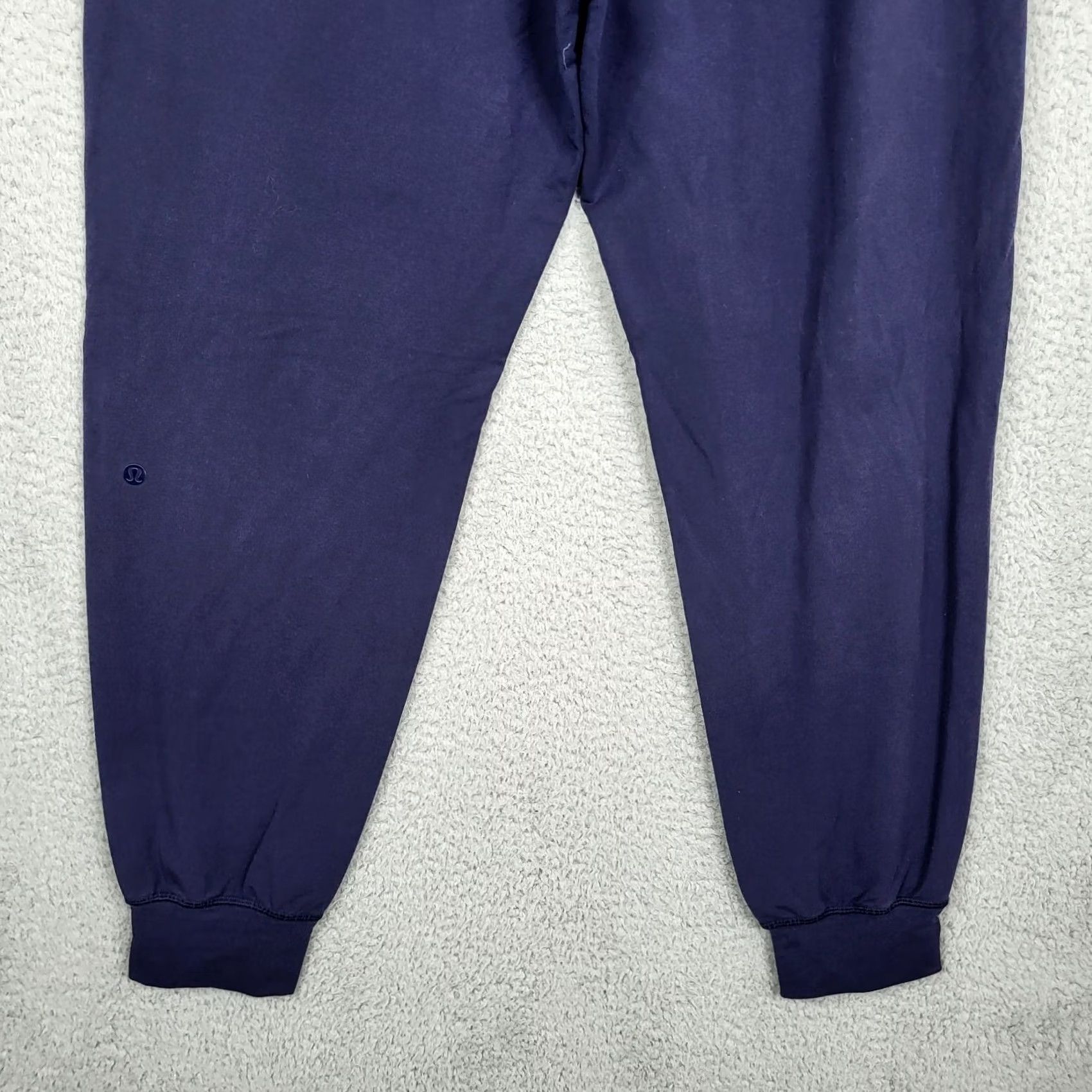 Lululemon Lululemon Womens purple-blue light weight stretch Jogger Size 8 – Vibrant Casual Performance Pants Size 30" / US 8 / IT 44 - 6 Thumbnail