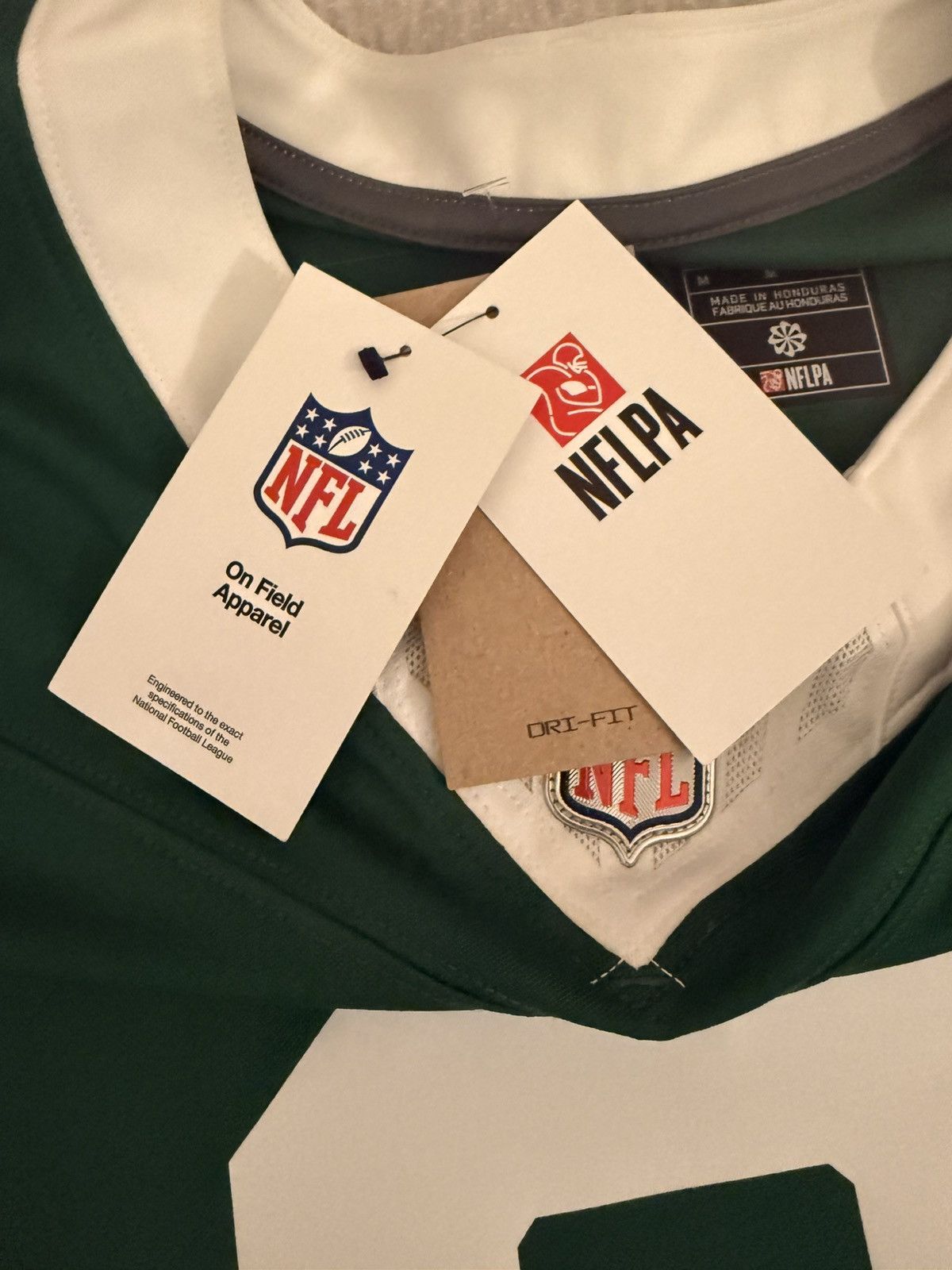 Nike Aaron Rodgers Jets Jersey Size US M / EU 48-50 / 2 - 4 Thumbnail
