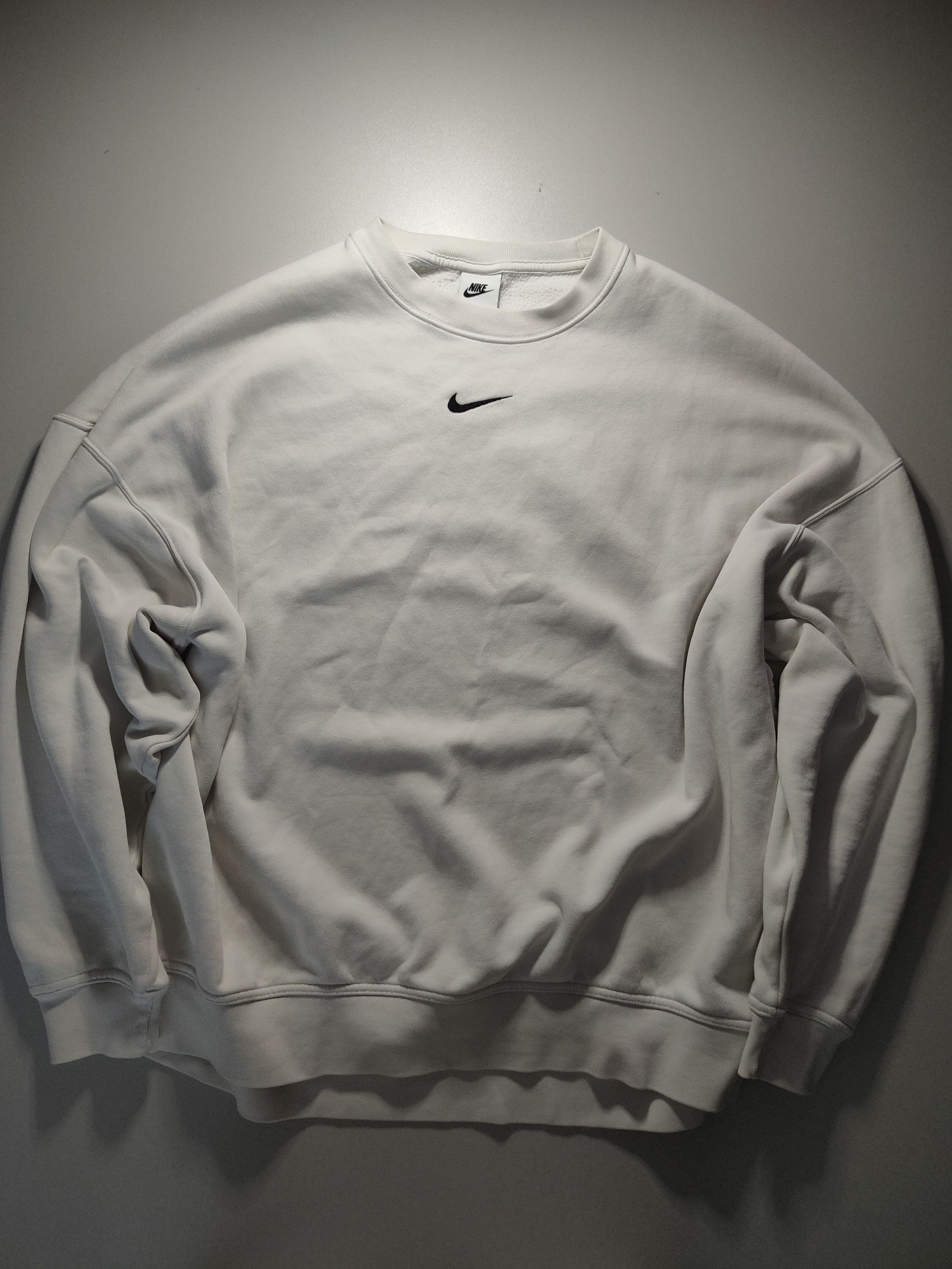Nike × Vintage Vintage Nike Centrer Swoosh Black Boxy fit Sweatshirt Size US XL / EU 56 / 4 - 1 Thumbnail