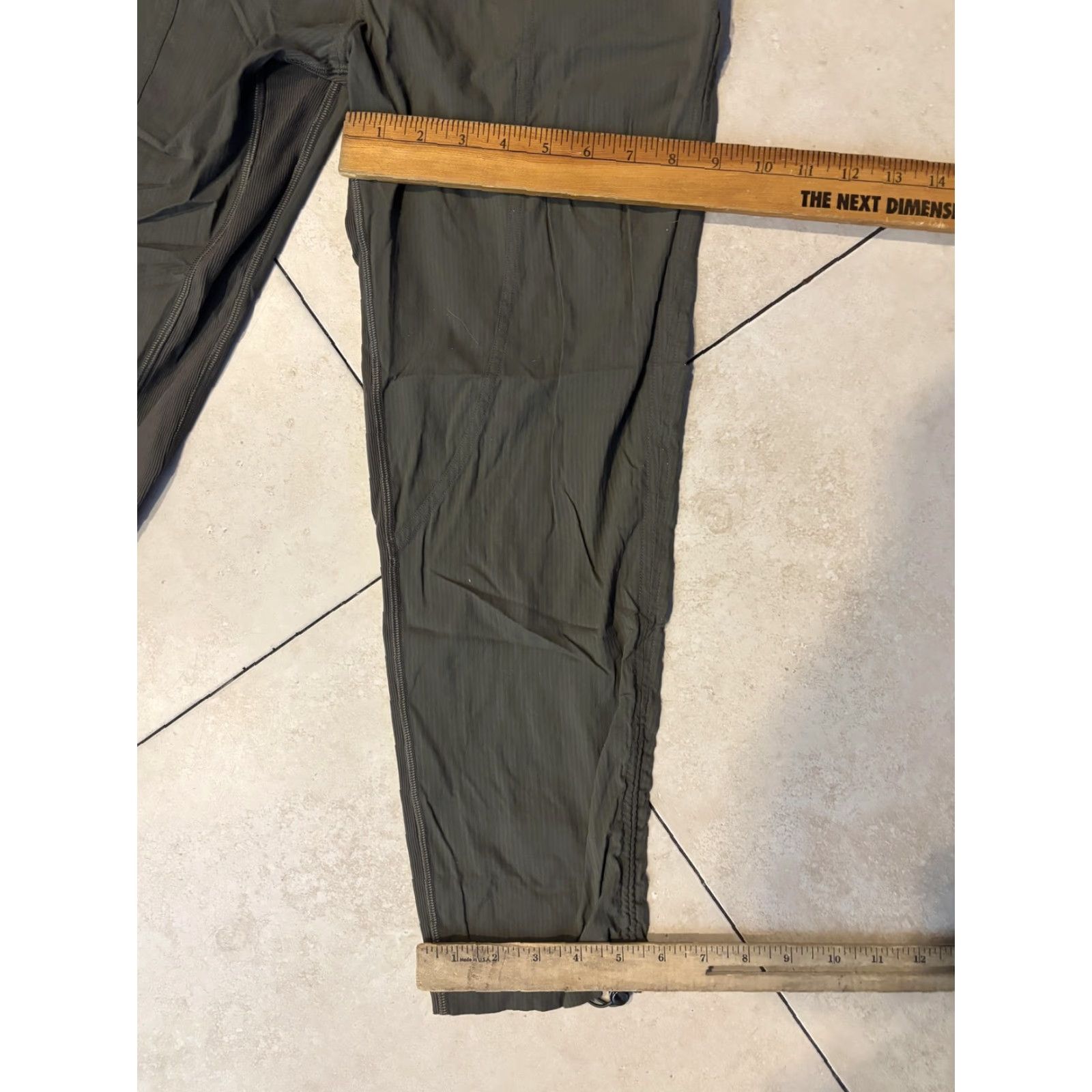 Lululemon Lululemon Pants Womens Medium Drawstring Waist Athletic Jogger Lightweight Yoga Men? Size 32" / US 10 / IT 46 - 8 Thumbnail