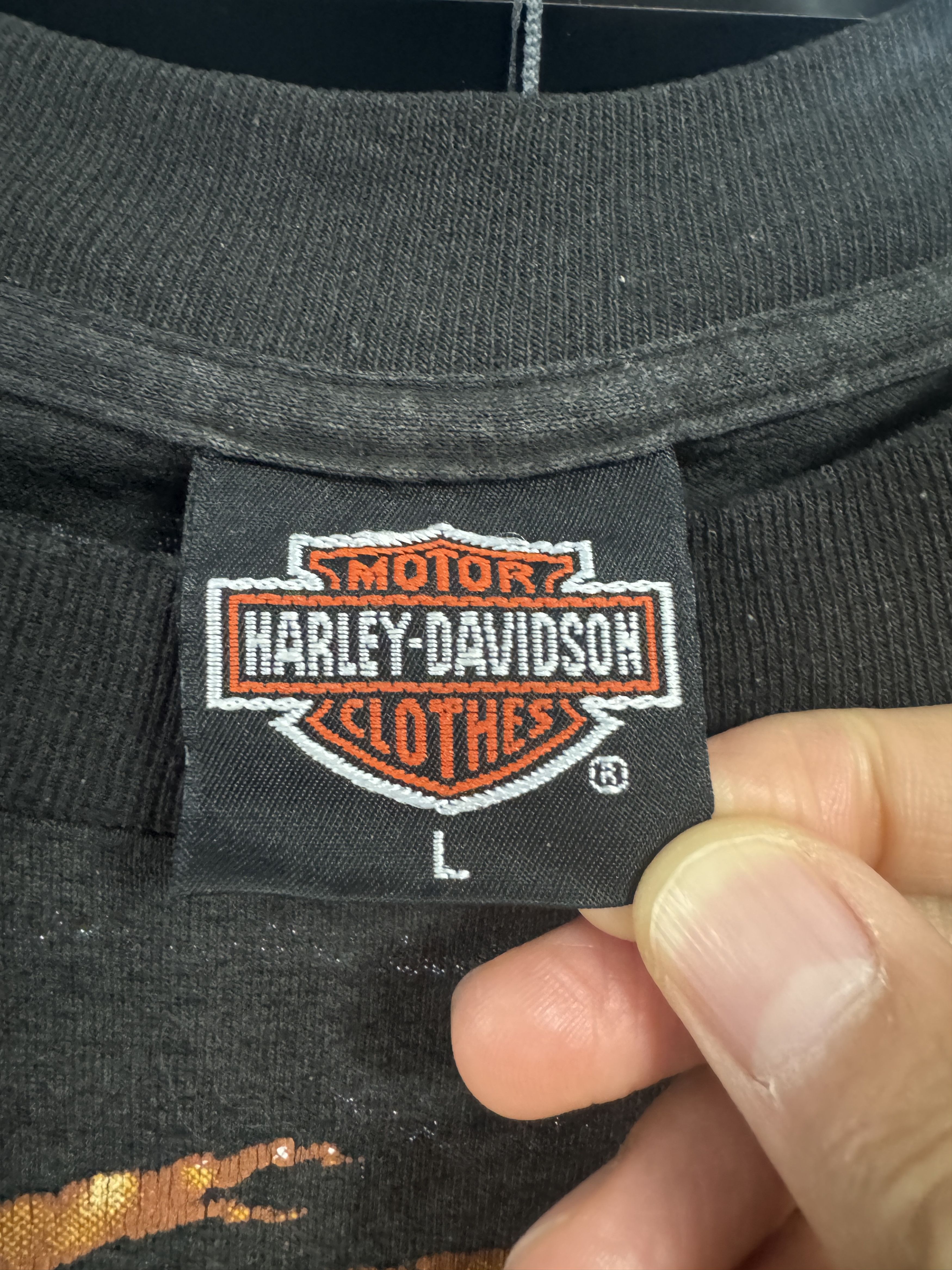 Vintage Vintage 1990 90s 3D Emblem Harley Davidson Thrashed Shirt Size US L / EU 52-54 / 3 - 10 Thumbnail