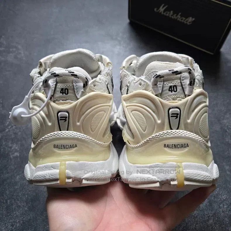 Balenciaga Balenciaga Runner Shoes Size 40. Size US 8.5 / EU 41-42 - 6 Thumbnail