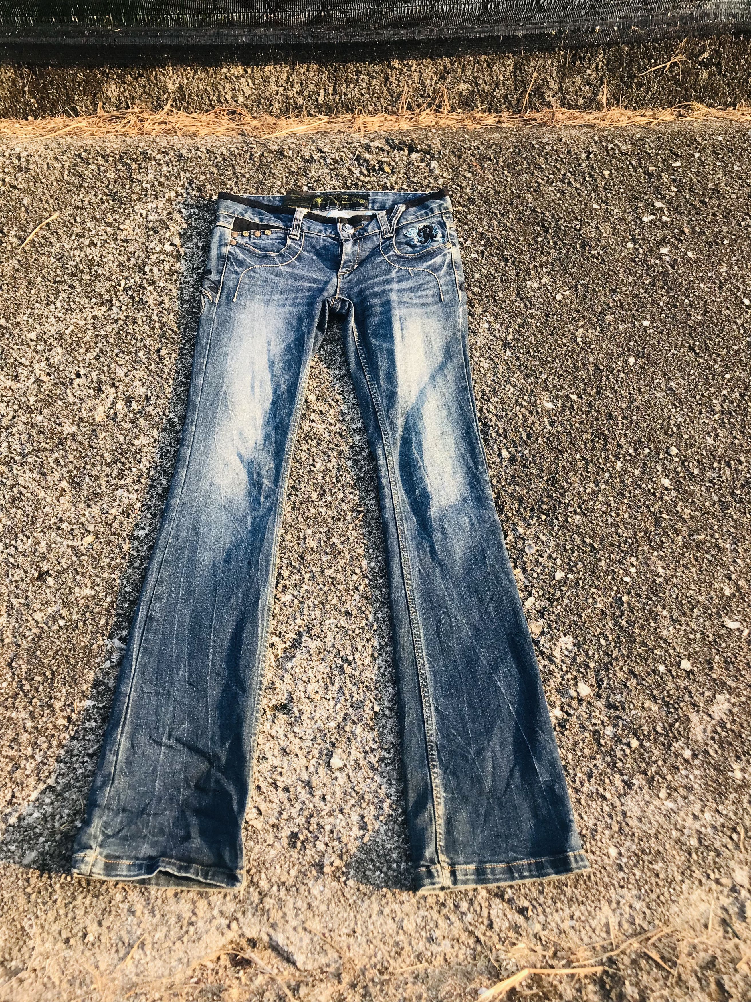 Japanese Brand 🔥Red Pepper butterfly back hit flared jeans Size 28" / US 6 / IT 42 - 2 Thumbnail
