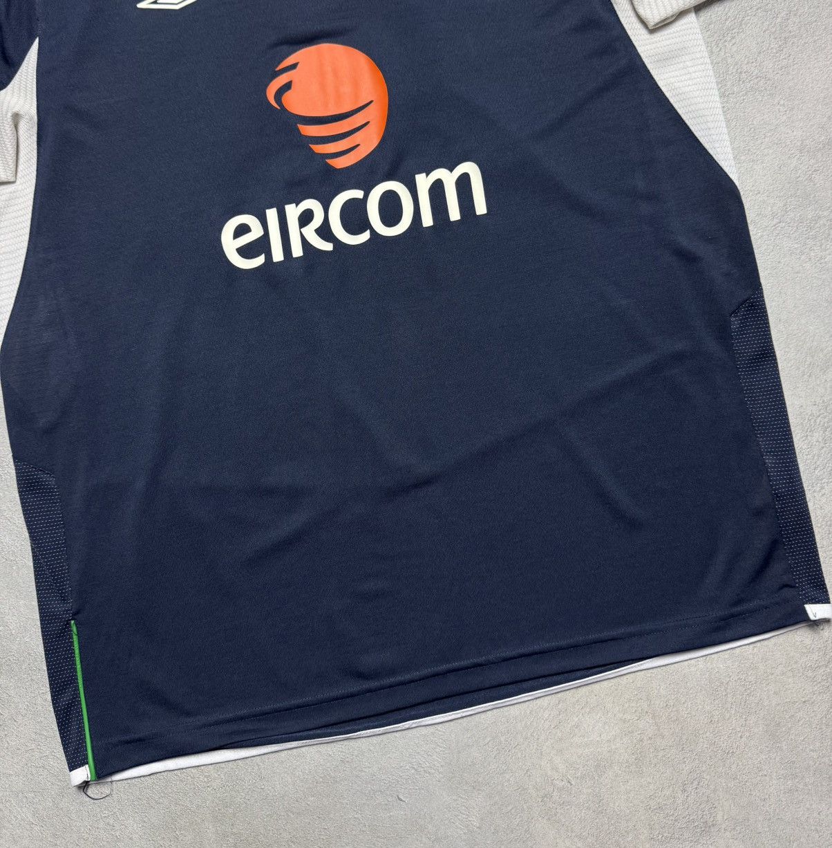 Umbro Ireland 2004 2005 2006 Football Shirt Soccer Jersey Umbro Size US L / EU 52-54 / 3 - 4 Thumbnail