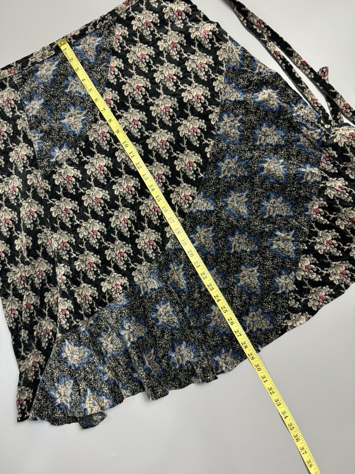 Comme des Garcons Comme Des Garcons AD2001 Flora Wrap Skirt Size 22" - 16 Thumbnail