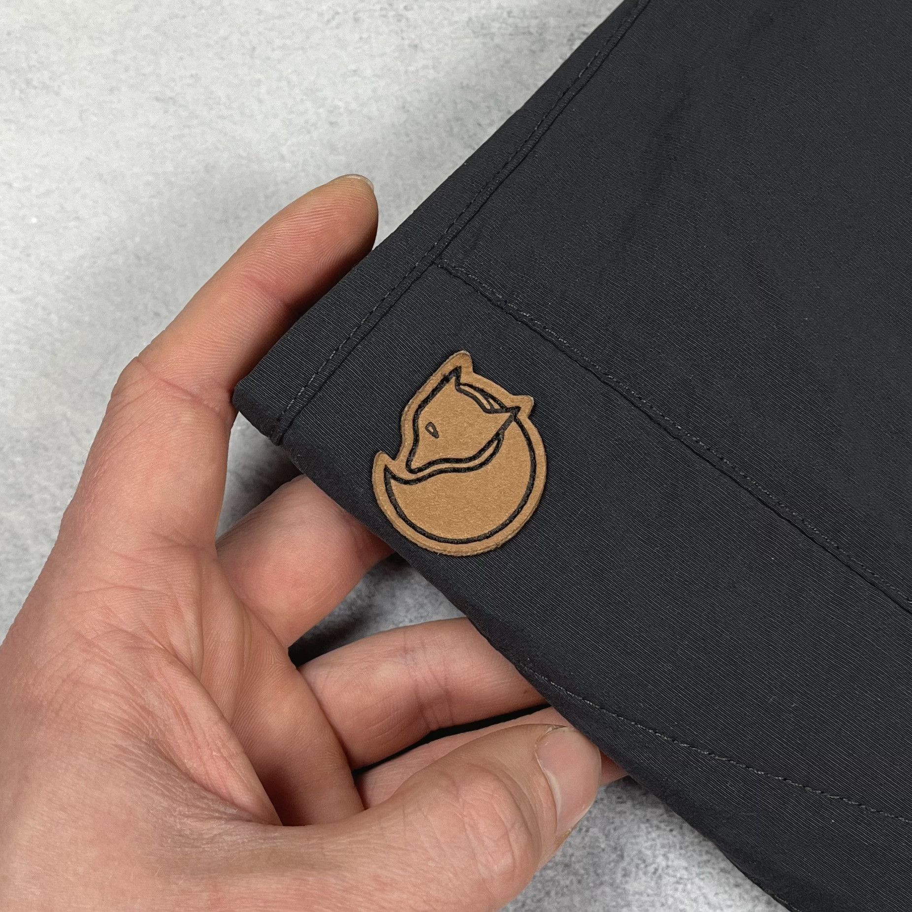 Fjallraven Fjallraven Daloa MT Techwear Cargo Shorts Size 30" / US 8 / IT 44 - 15 Thumbnail