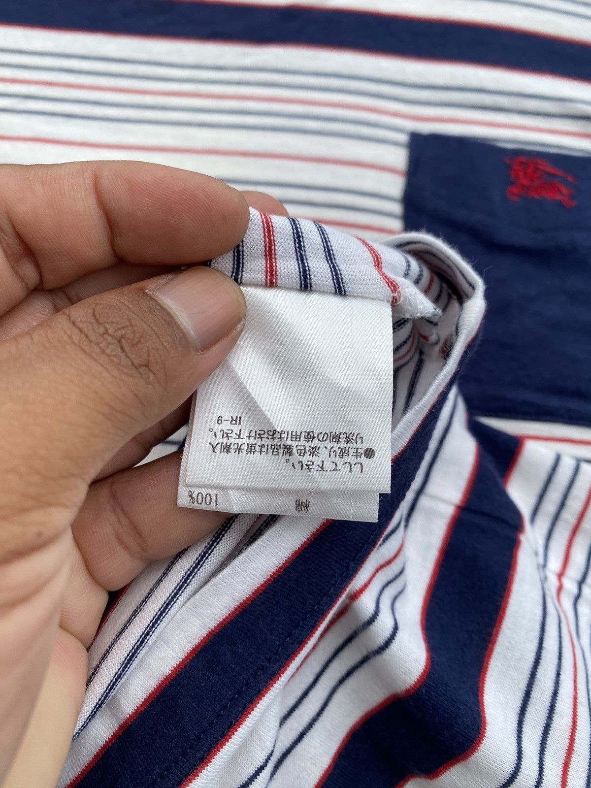 Burberry Rare Vintage Burberry Stripes Tshirt Size US M / EU 48-50 / 2 - 15 Thumbnail