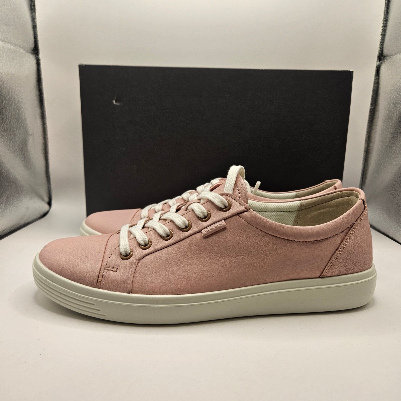 Ecco ECCO WOMEN'S 42 CLASSIC SNEAKER SILVER PINK NIB 21865301216 Size US 11.5 / IT 41.5 - 2 Thumbnail