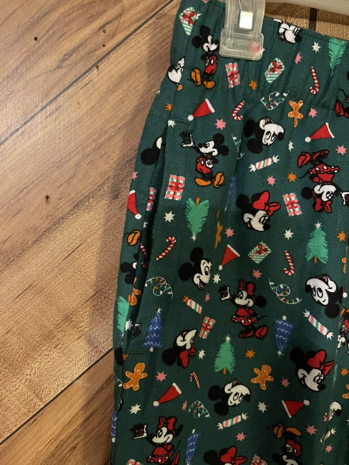 Old Navy Old Navy X Disney Men’s Medium Fleece Pajama Pants Size US 32 / EU 48 - 5 Thumbnail