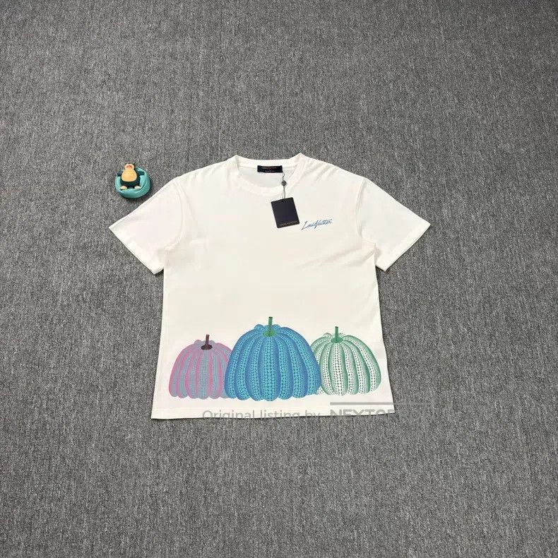 Louis Vuitton Louis Vuitton Yayoi Kusama Signature Pumpkin Pattern White Size US XL / EU 56 / 4 - 1 Thumbnail