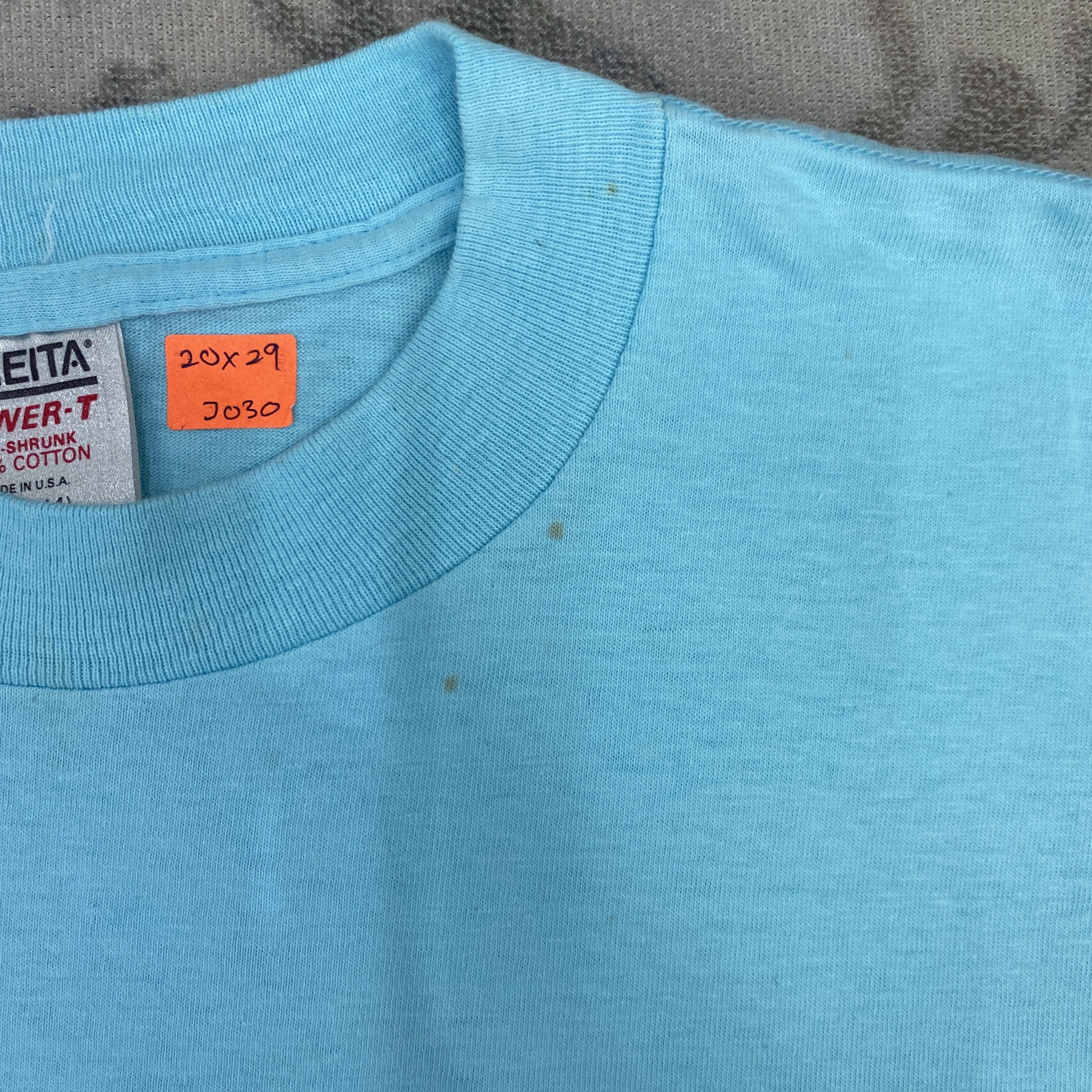 Vintage Vintage Sailboats Hawaii TShirt - J030 Size US M / EU 48-50 / 2 - 11 Thumbnail
