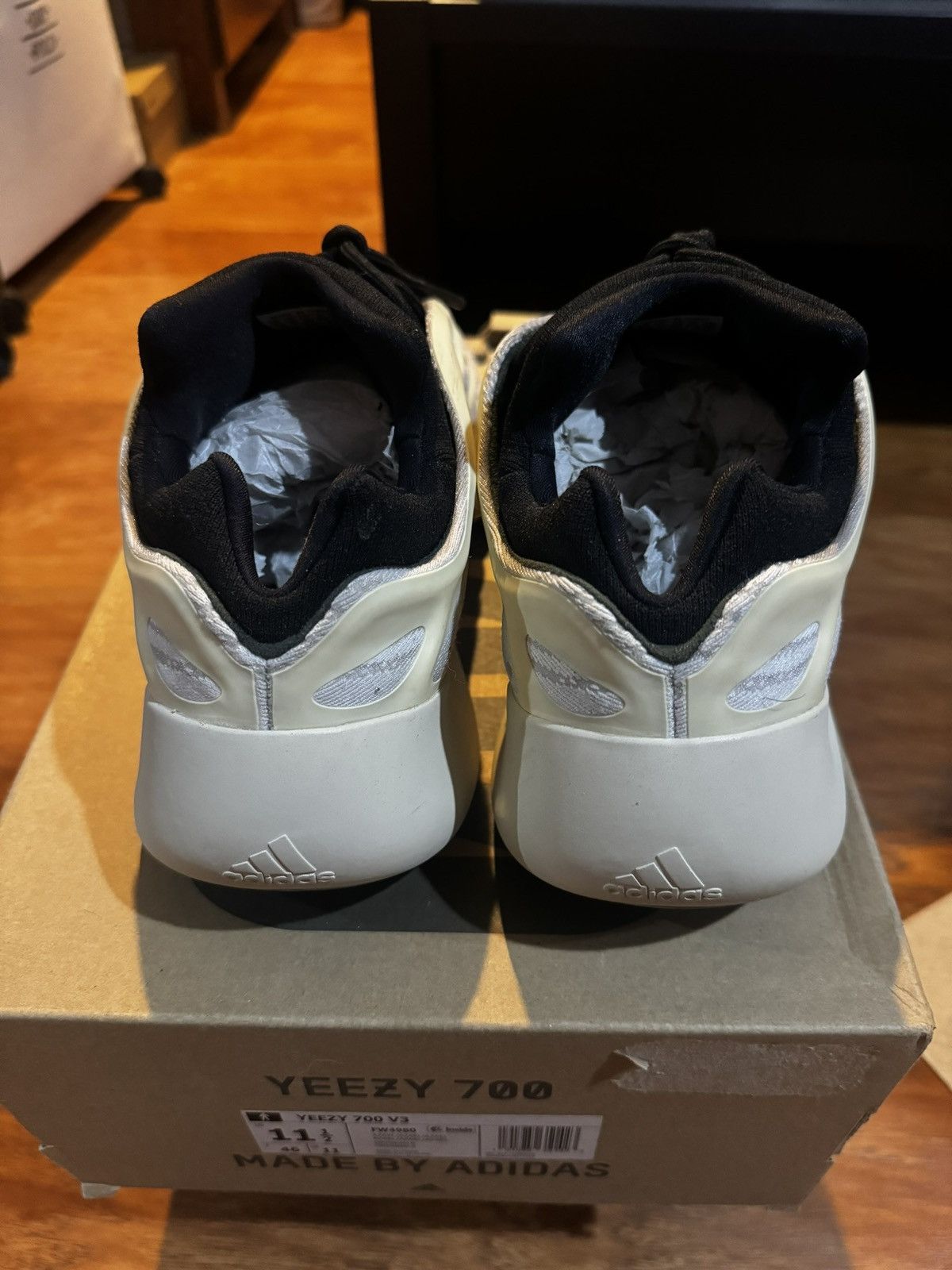 Yeezy YEEZY 700 V3 ‘AZAEL’ Size US 11.5 / EU 44-45 - 7 Thumbnail