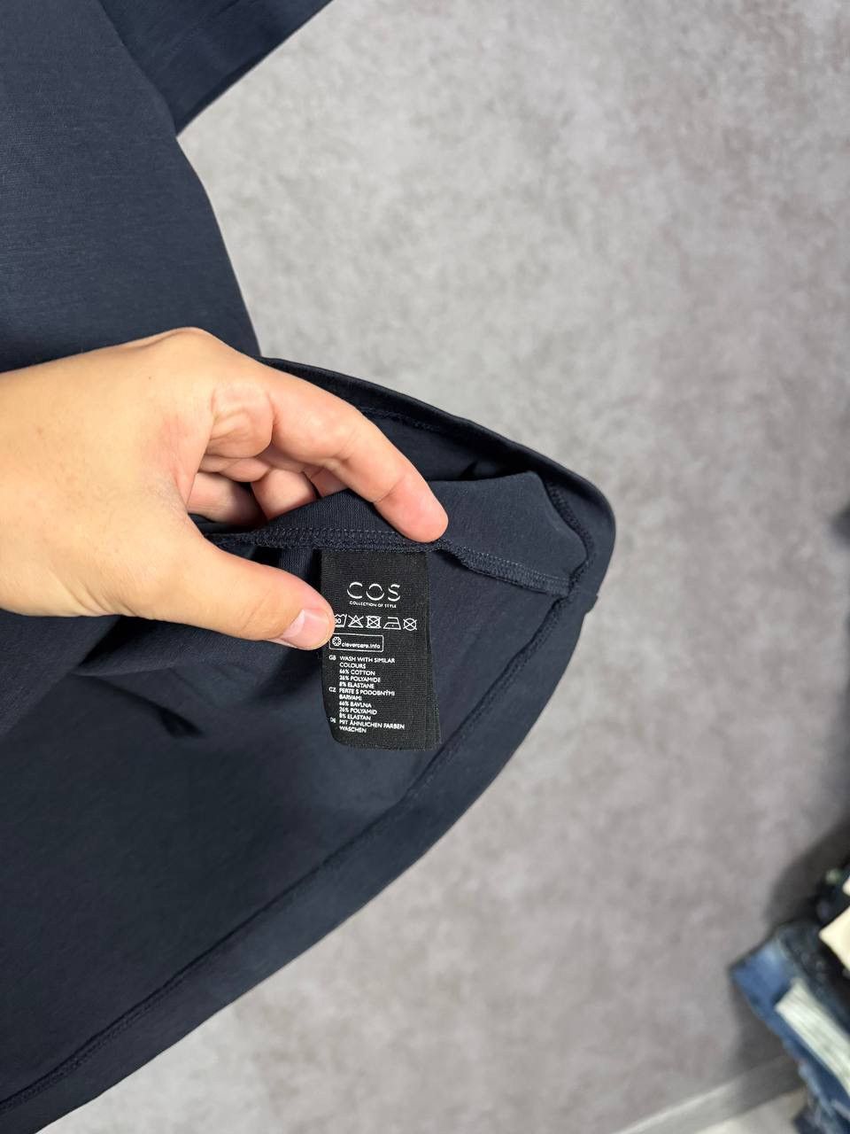 Cos COS 1/3 zip tee Size US S / EU 44-46 / 1 - 4 Thumbnail