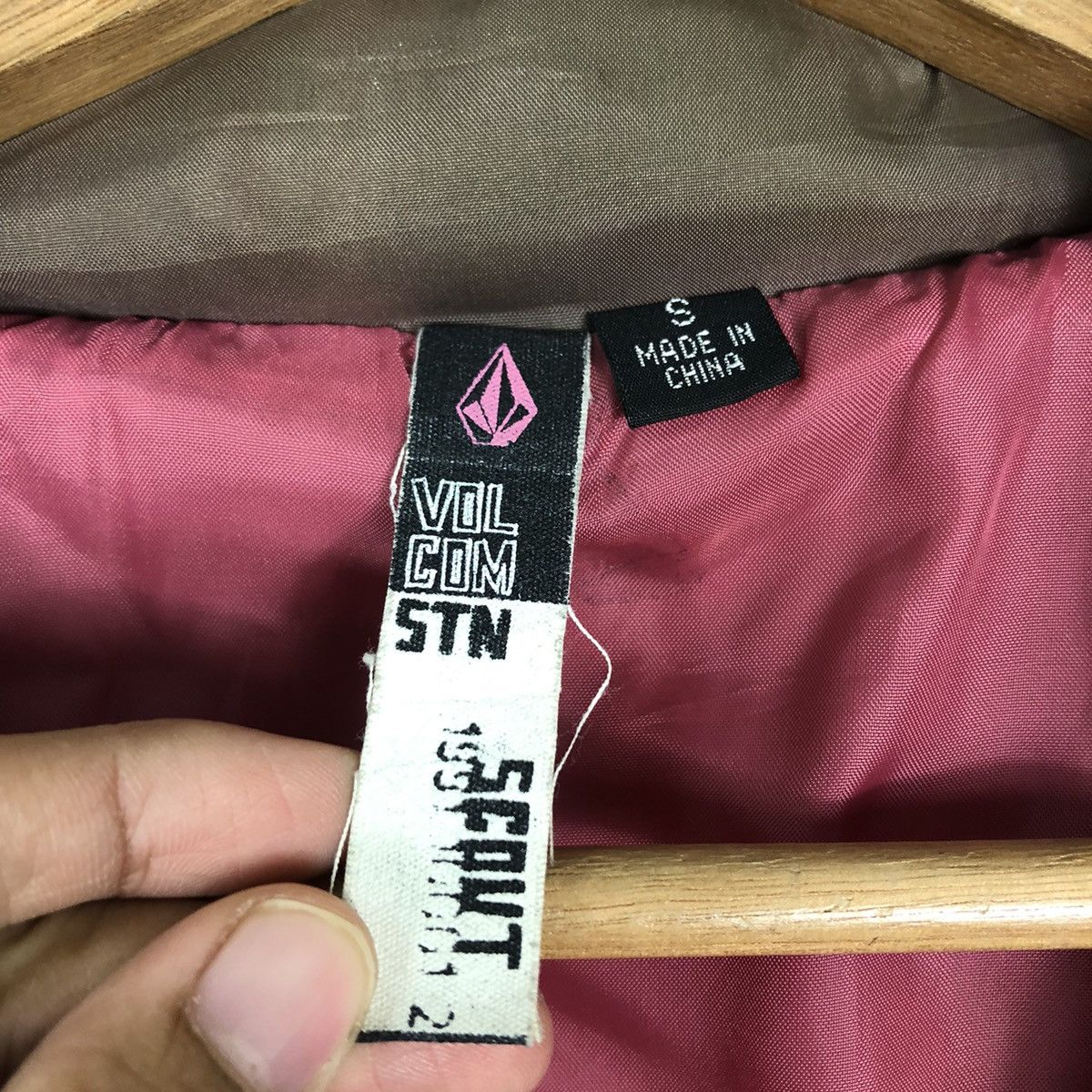 Japanese Brand 🔥Light Puffer Down Long Jacket Volcom Scout 1991 10001 Size US S / EU 44-46 / 1 - 19 Thumbnail