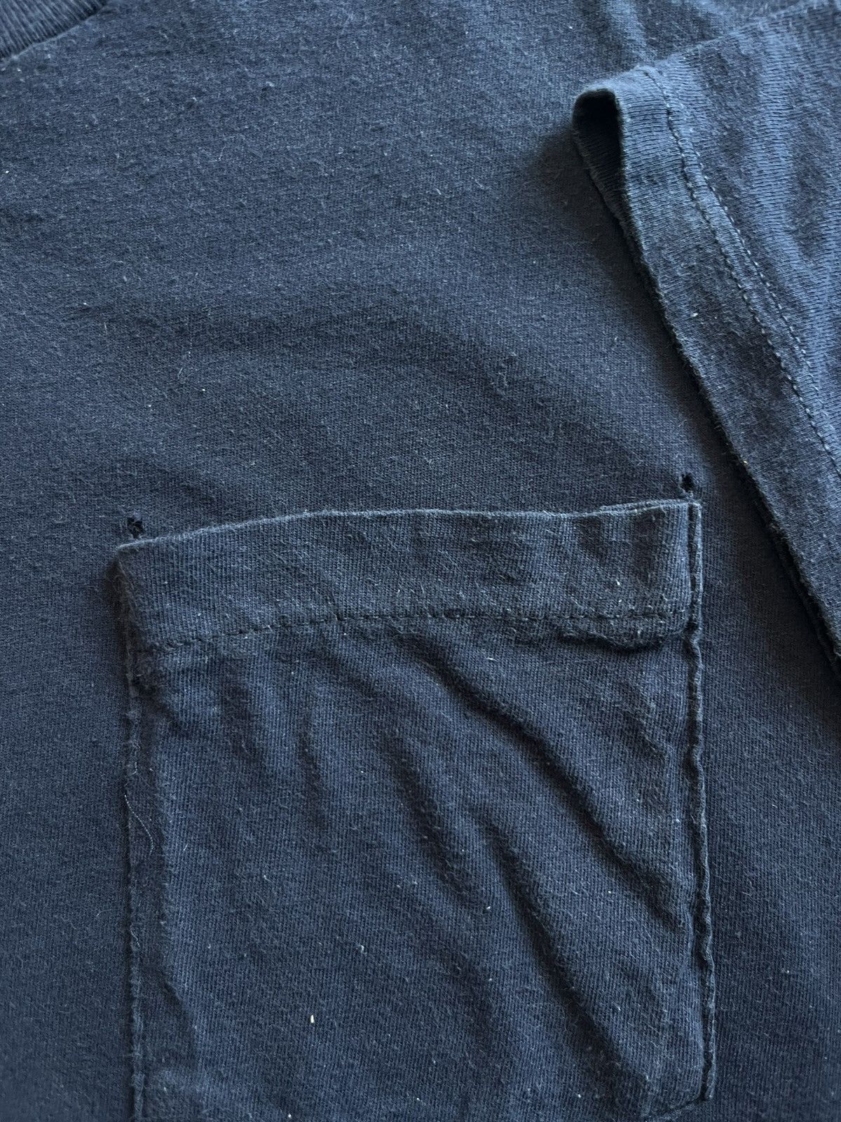 Vintage Vintage Pocket T-Shirt ( XXXL ) 80’s-90’s Size US XXL / EU 58 / 5 - 9 Thumbnail