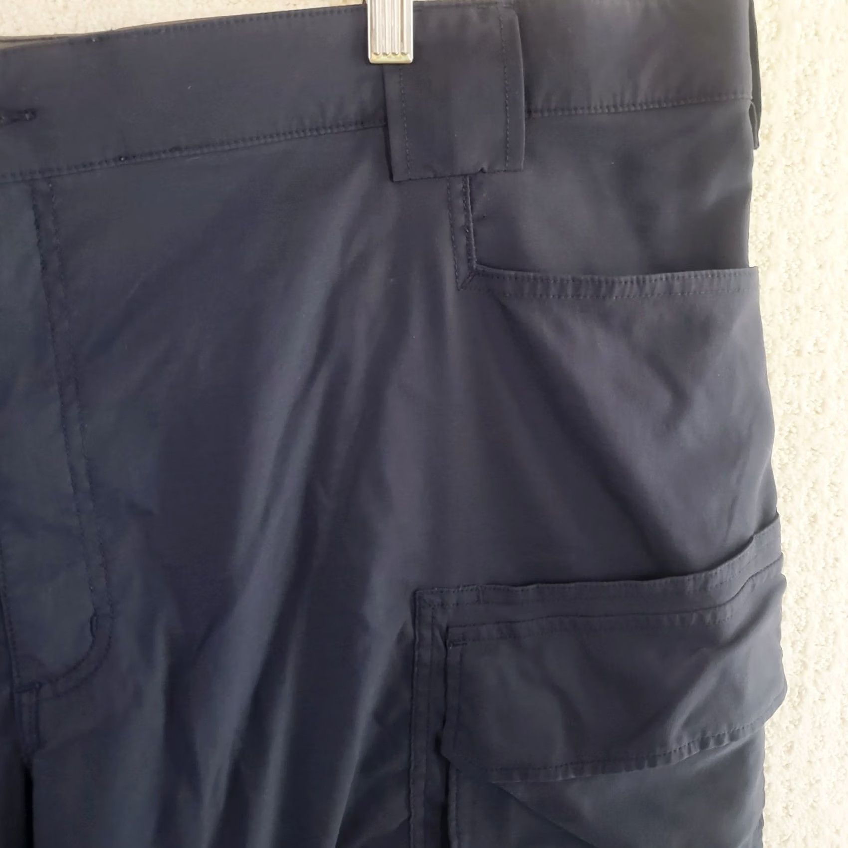 Vintage Duluth Trading Cargo Shorts Men's Navy Blue Nylon Spandex Dry on the Fly 46"x9" Casual Workwear Outdoor Size US 30 / EU 46 - 5 Thumbnail
