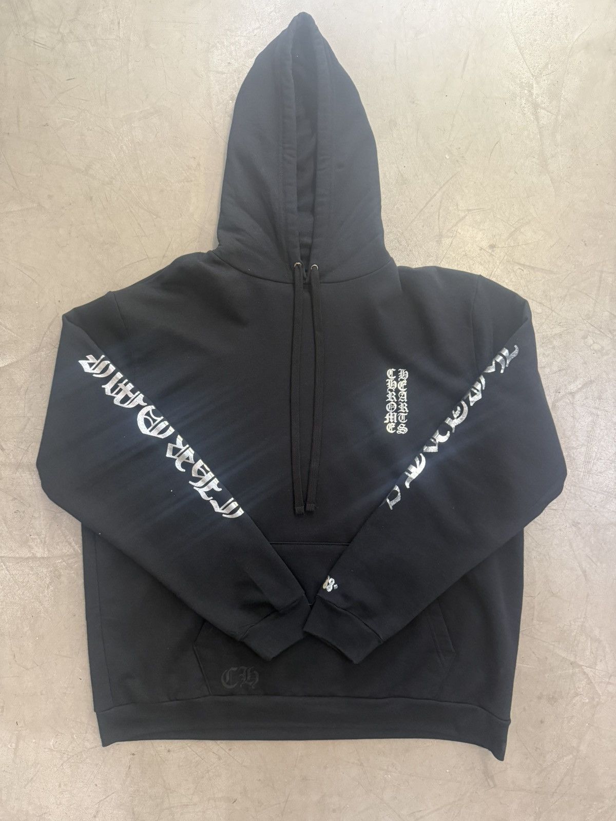 Chrome Hearts Chrome Hearts Foil Reflective Silver Vertical Logo Hoodie Size US XL / EU 56 / 4 - 1 Thumbnail