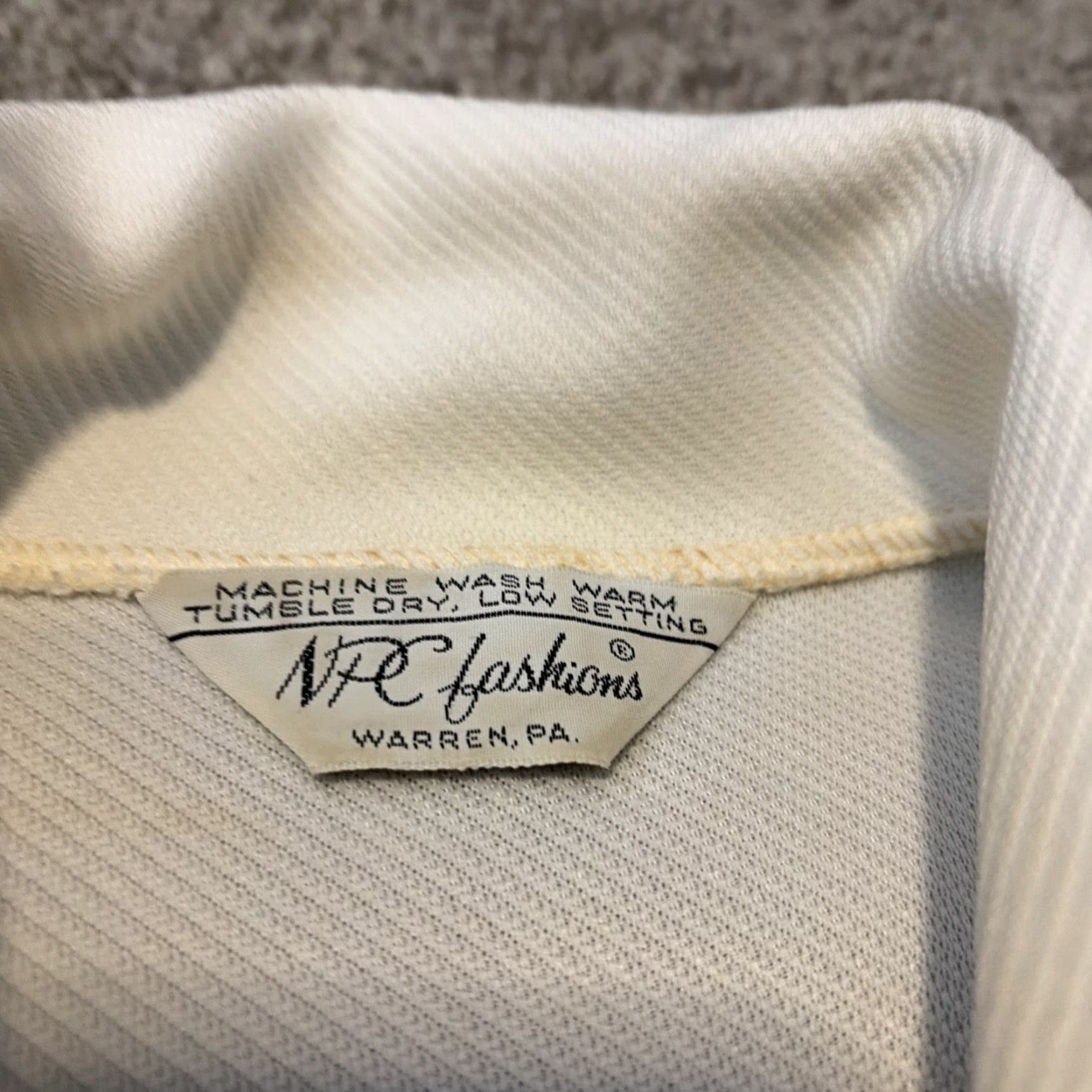 Vintage VINTAGE NPC Fashions Button Up Floral Embroidered White Blouse Shirt Women 70s Secretary Geek L White Floral Embroidered 1970s NPC Fashions Women L Size L / US 10 / IT 46 - 6 Thumbnail