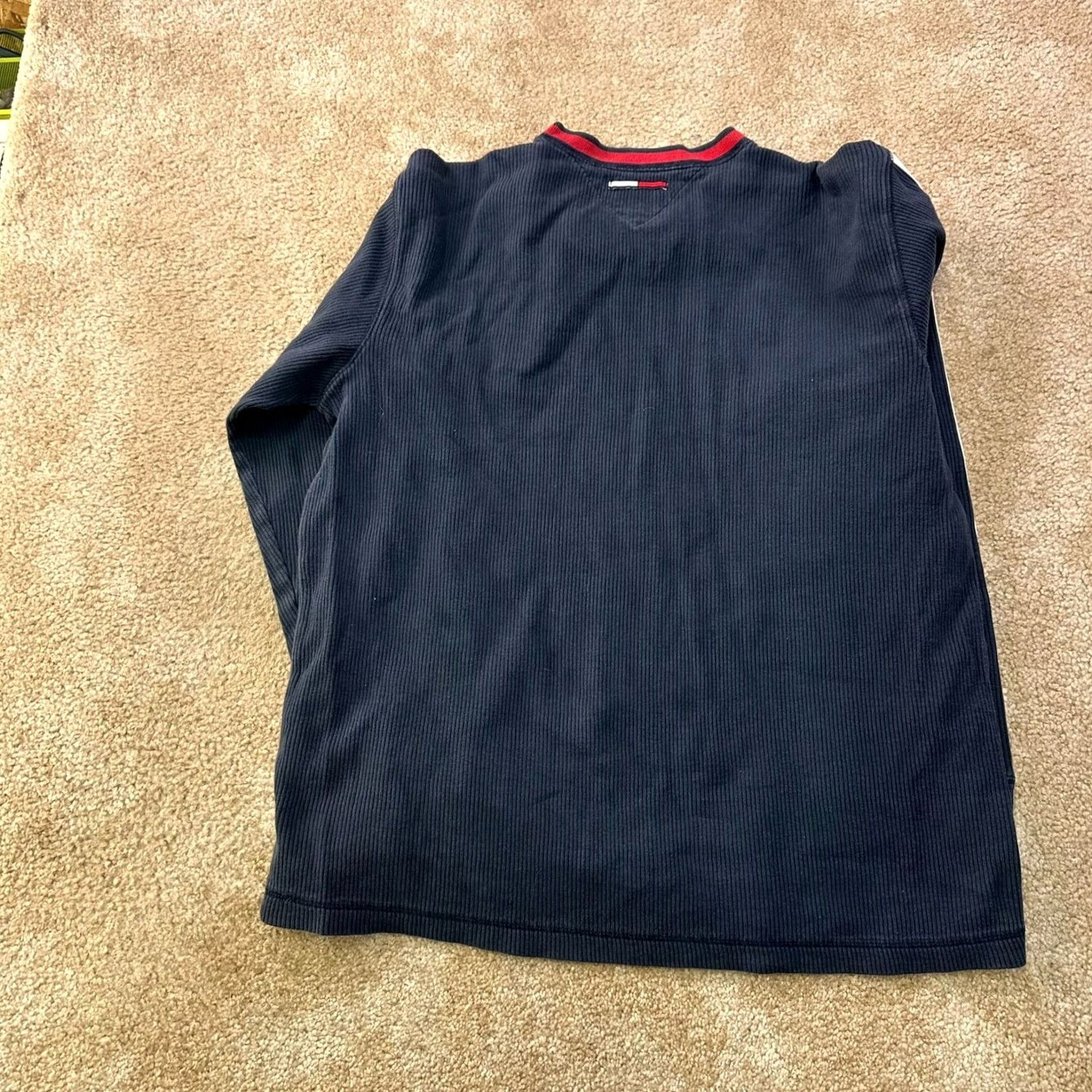 Tommy Hilfiger VINTAGE Tommy Hilfiger Long Sleeve V-Neck Shirt Men's Large Blue 2000s Logo Knit Cotton Blend Size US L / EU 52-54 / 3 - 5 Thumbnail