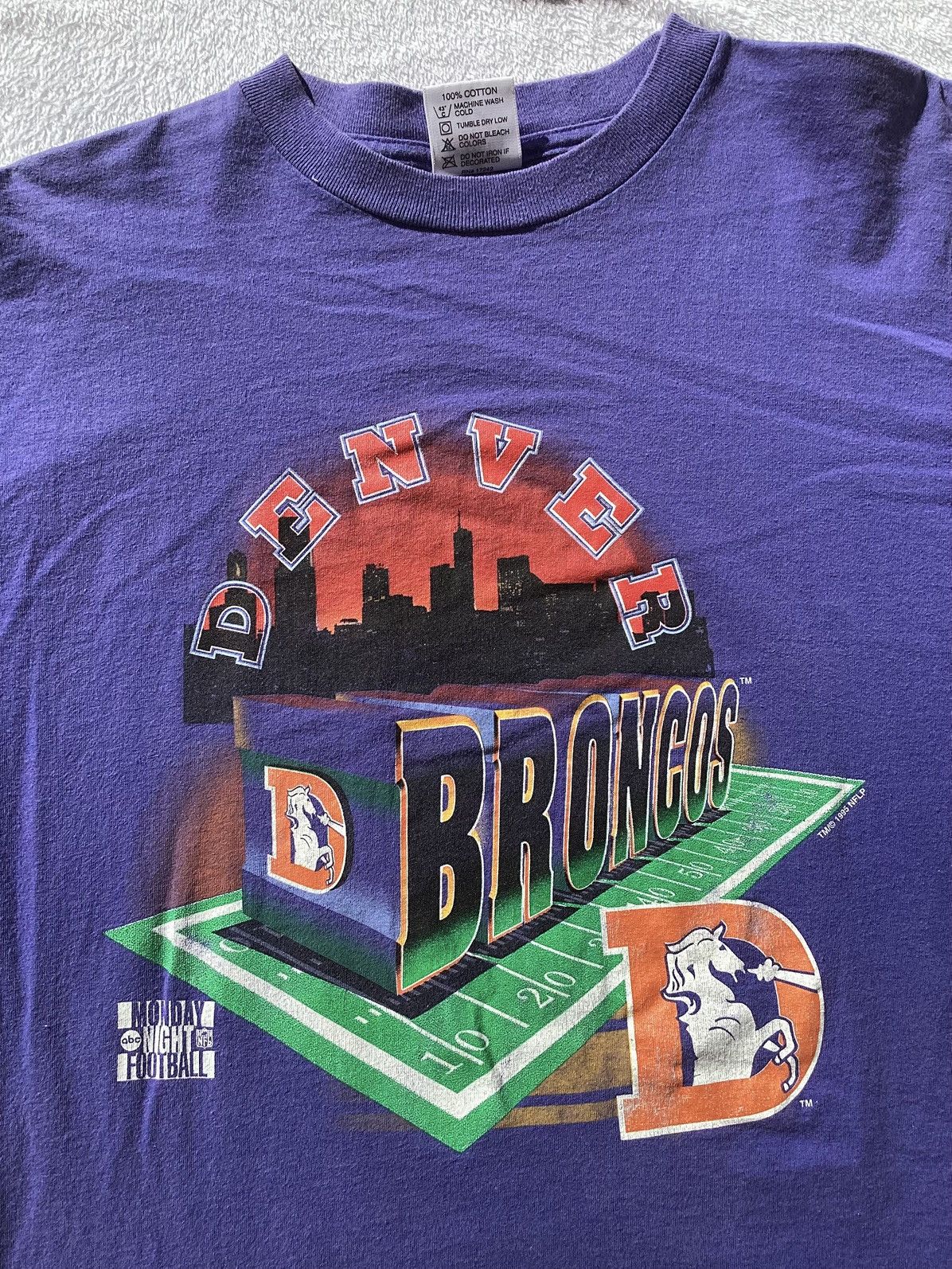 NFL × Vintage Vtg ‘95 Denver broncos Monday night football NFL long sleeve Size US L / EU 52-54 / 3 - 3 Thumbnail
