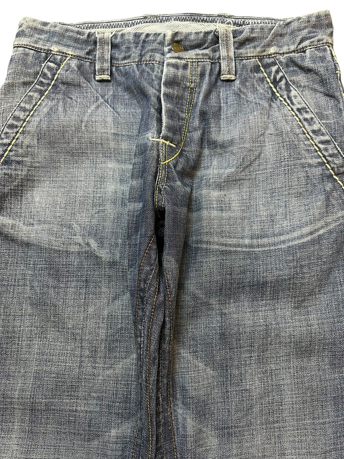 Japanese Brand Vintage Japanese Brand Blue Wash Faded Style Loose Jeans Size US 30 / EU 46 - 3 Thumbnail