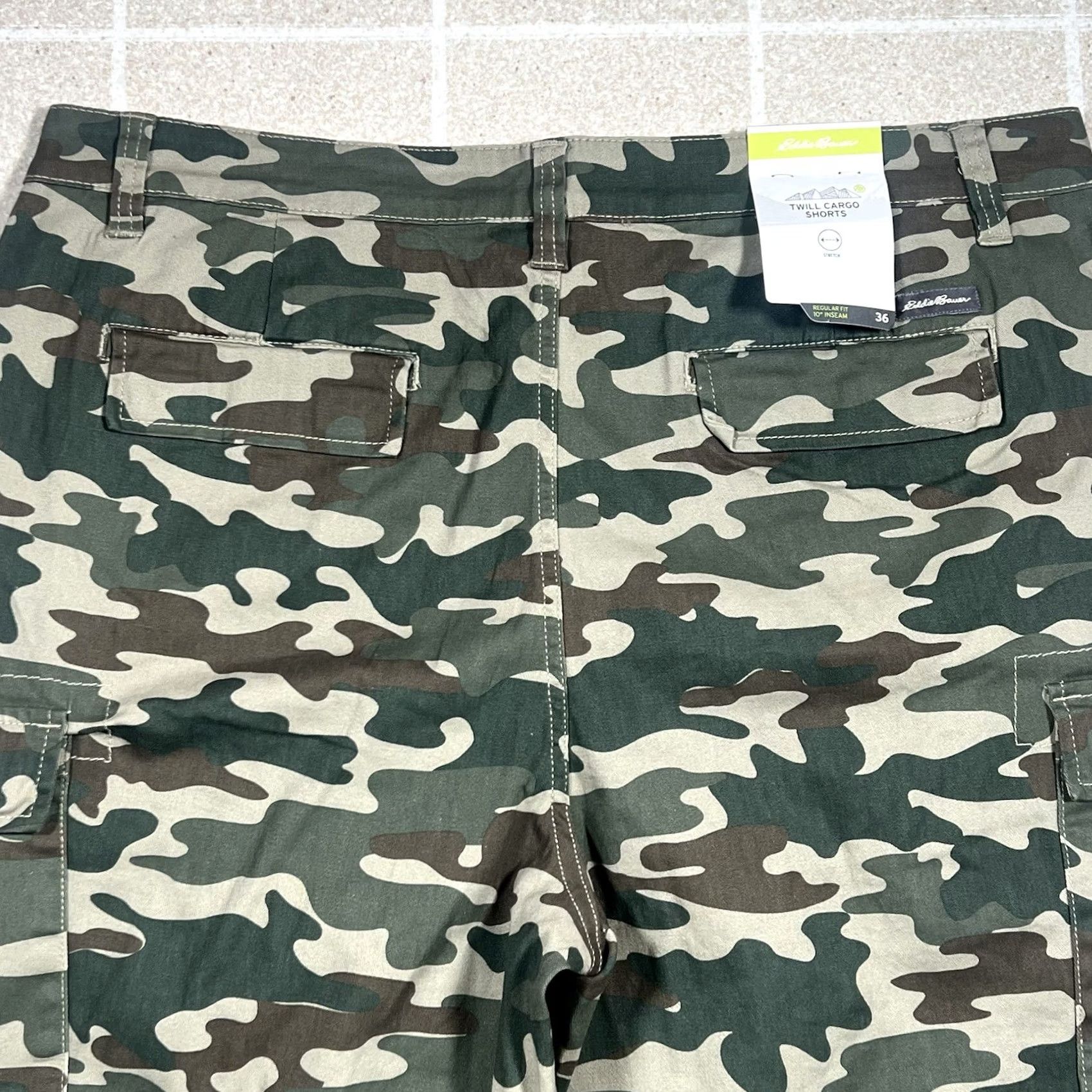 Eddie Bauer Eddie Bauer Cargo Shorts Mens 36 Green Tan Camo Pockets Outdoors Adventure Multicolor Regular Cargo Men 36 Outdoors Size US 36 / EU 52 - 4 Thumbnail
