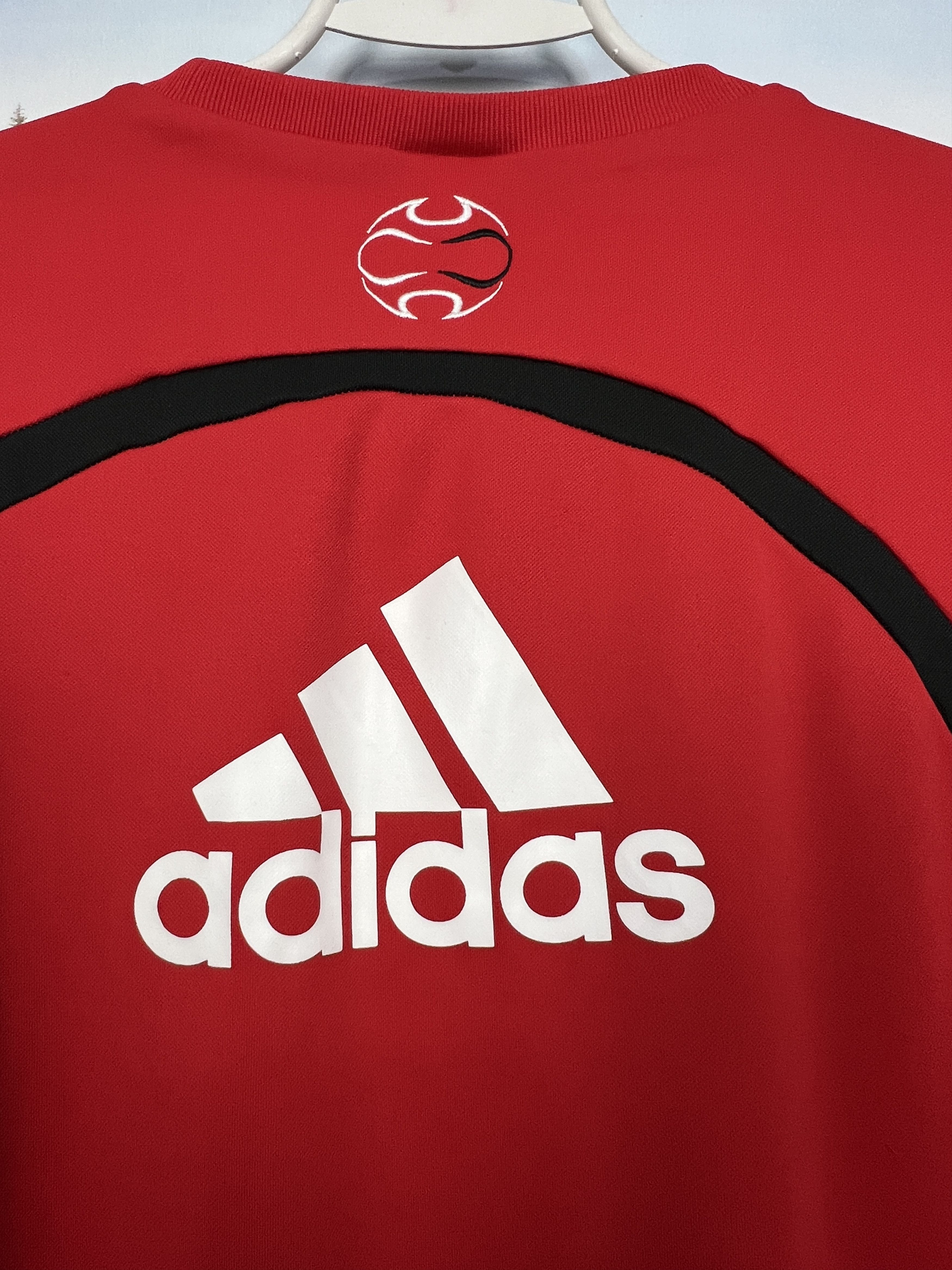Adidas Vintage Adidas Liverpool Football Sweatshirt Soccer Crewneck Size US M / EU 48-50 / 2 - 13 Thumbnail