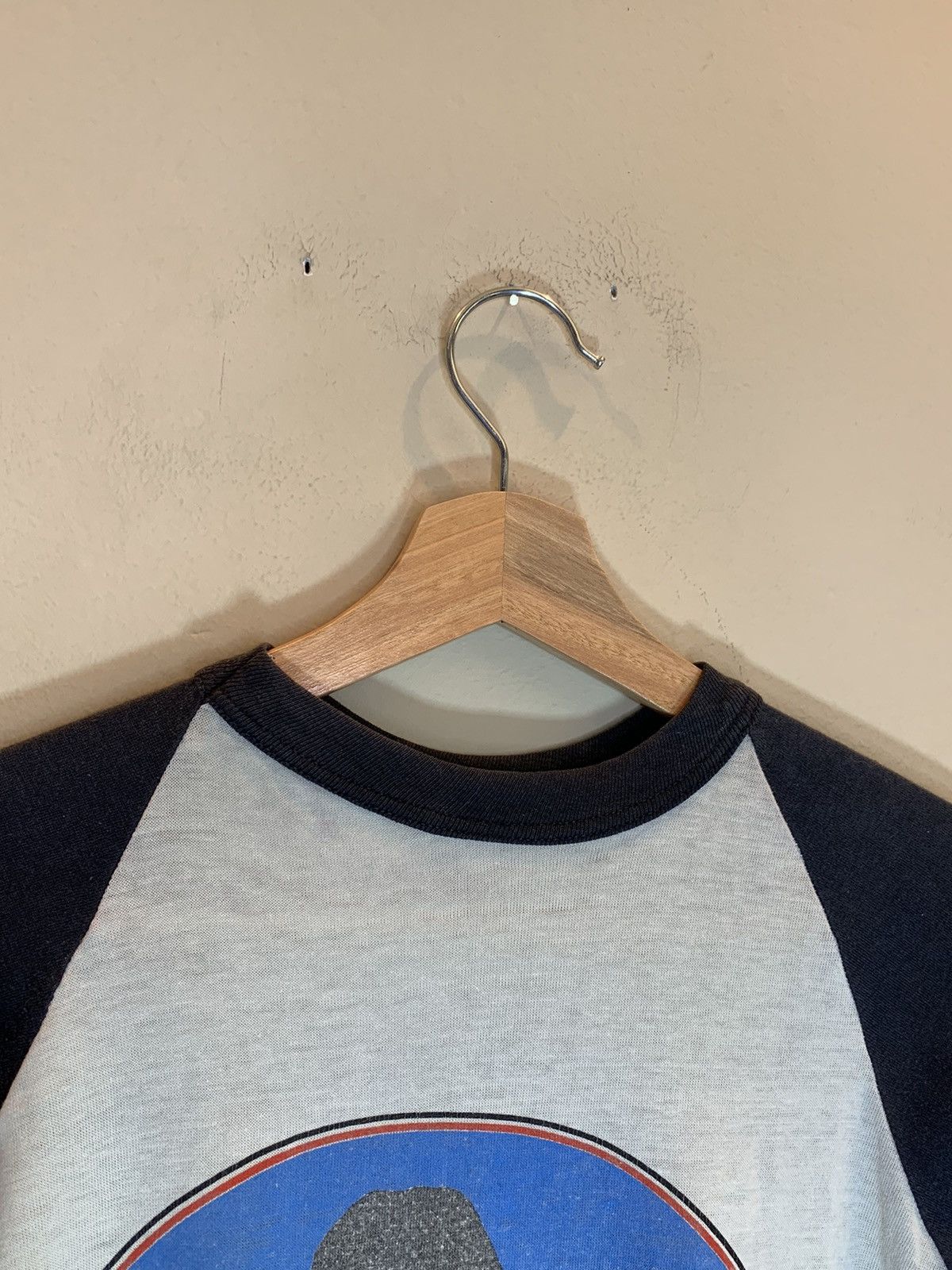 Band Tees RARE* Vintage 1982 Pat Travers Black Pearl Tour Raglan Shirt Size US M / EU 48-50 / 2 - 8 Thumbnail