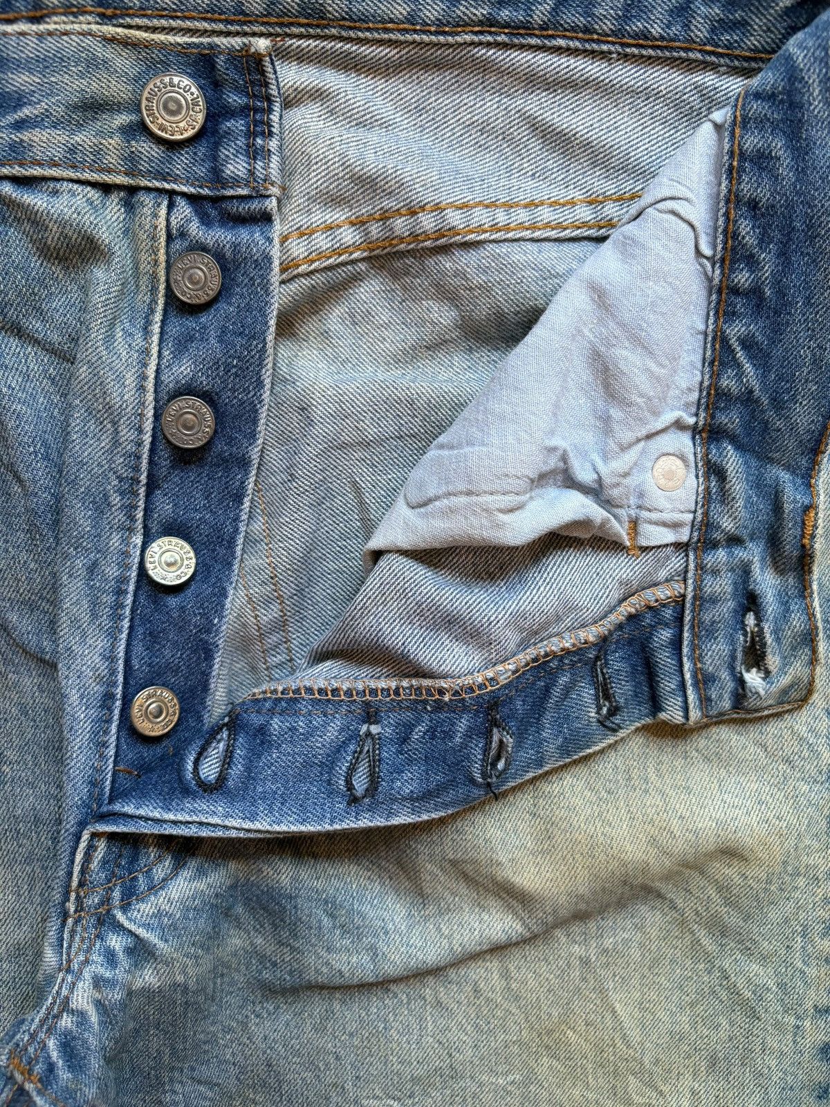 Levi's Vintage 70s Levis 501 Bartacks Mud Wash Jeans Button #2 Size US 31 - 3 Thumbnail