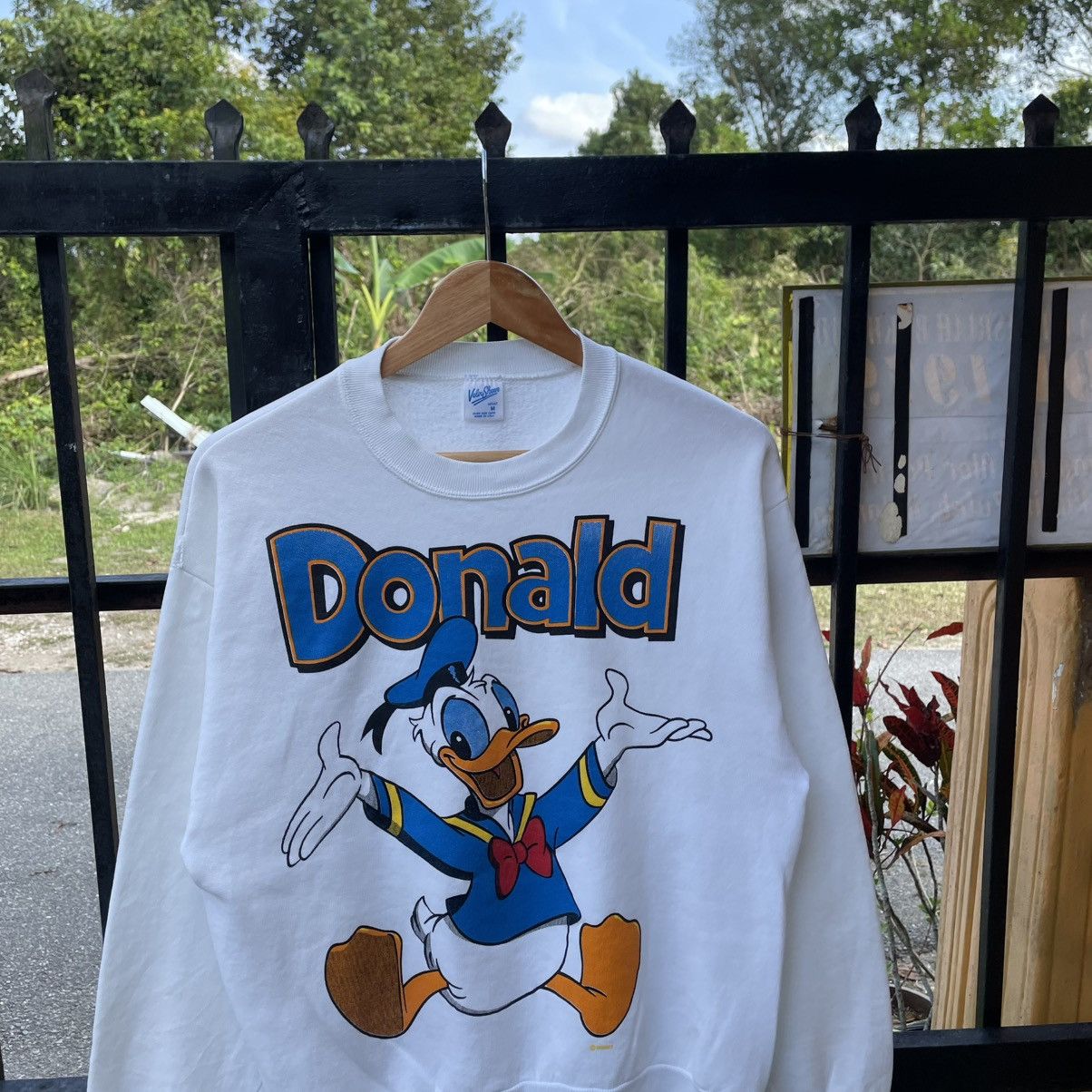 Disney 🔥Vintage 80s Velva Sheen Donald Duck Crewneck Sweatshirts Size US S / EU 44-46 / 1 - 2 Thumbnail