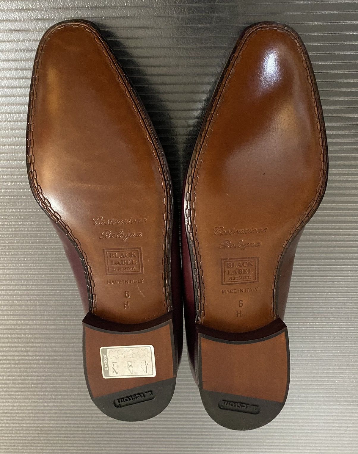 Testoni a.testoni 🇮🇹 wine de luxe leather piped vamp slip on 7 NEW Size US 7 / EU 40 - 10 Thumbnail