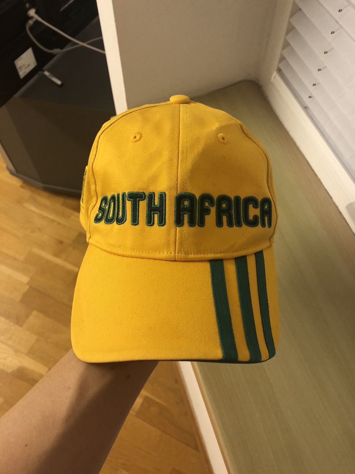 Adidas × Vintage RARE FIFA WORLD CUP 2010 SOUTH AFRICA SOCCER FOOTBALL HAT Size ONE SIZE - 1 Thumbnail
