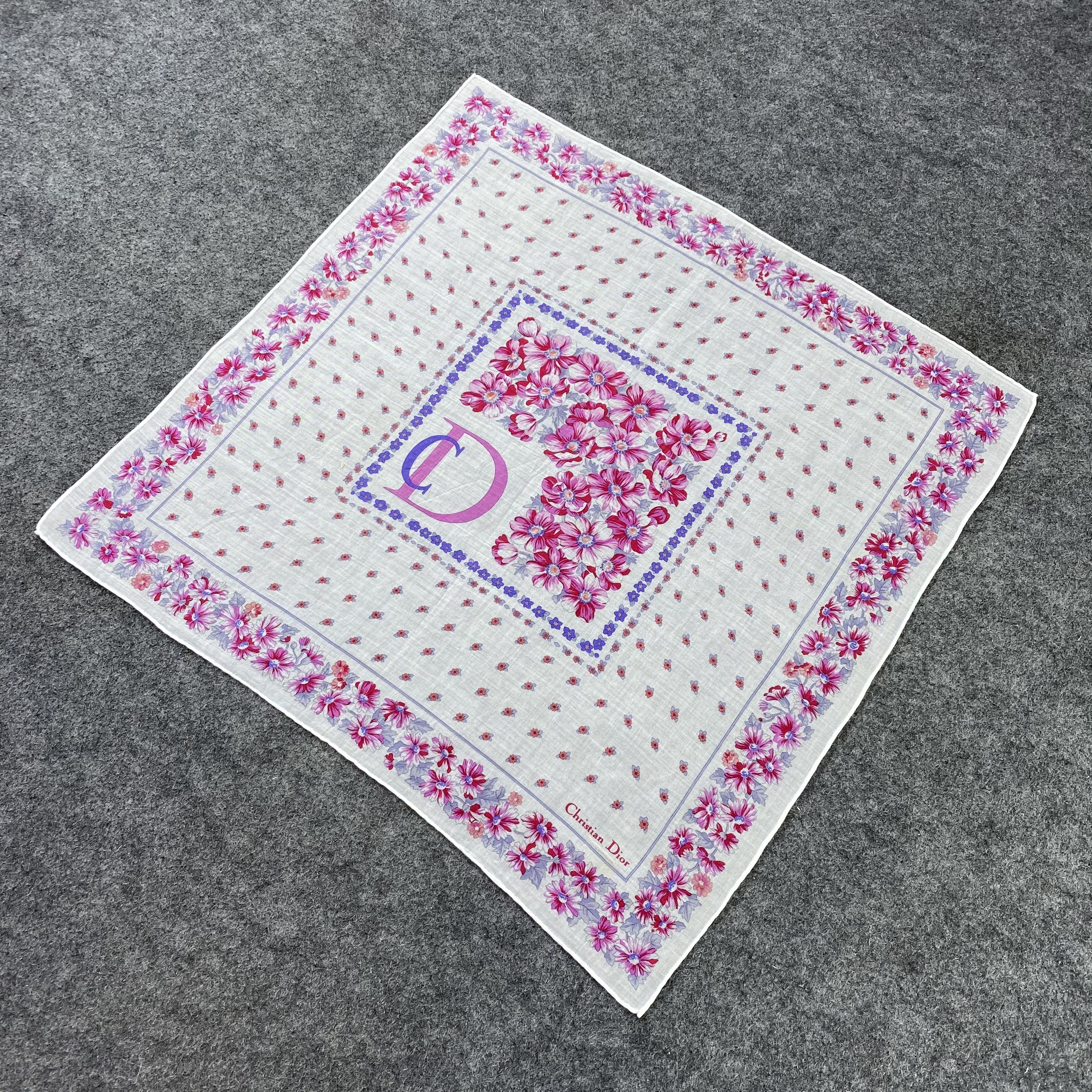 Vintage Christian Dior Handkerchief / Bandana / Neckerchief-B1112 Size ONE SIZE - 4 Thumbnail