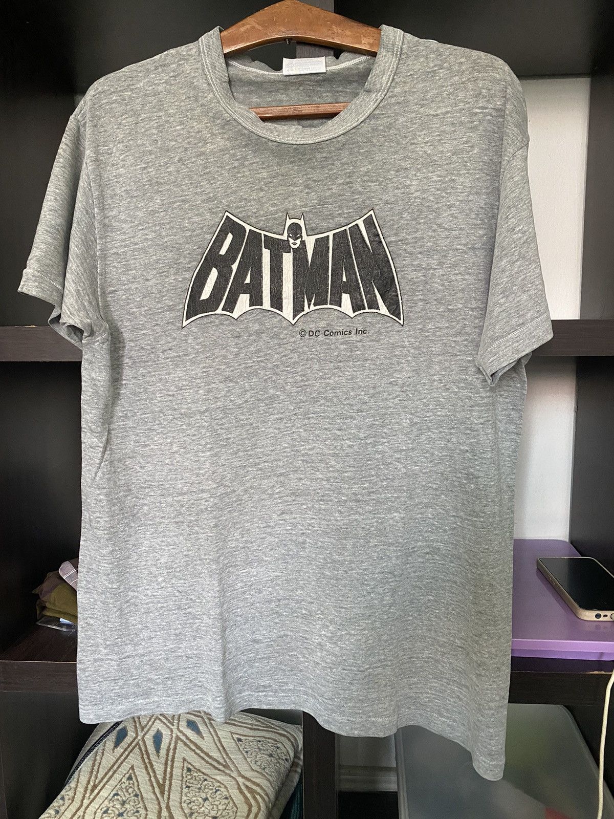 VINTAGE DISTRESSED BATMAN TSHIRT