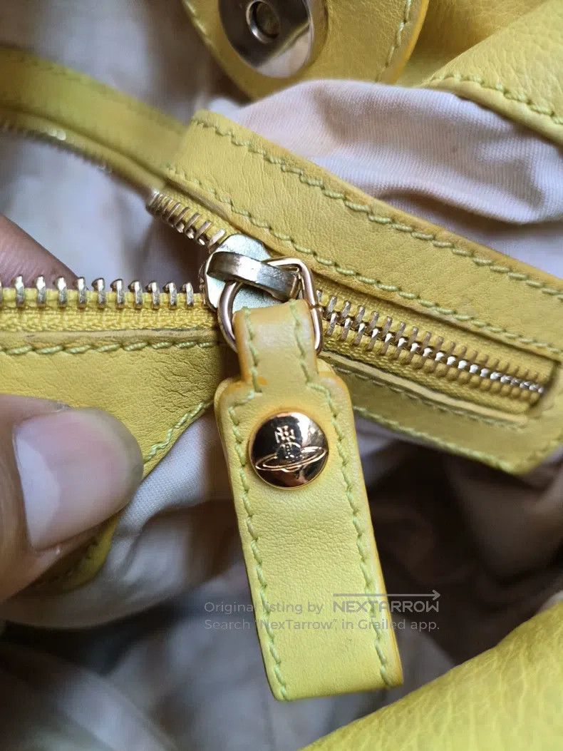 Vivienne Westwood Vivienne Westwood size os Lemon yellow shoulder bag, classi Size ONE SIZE - 5 Thumbnail