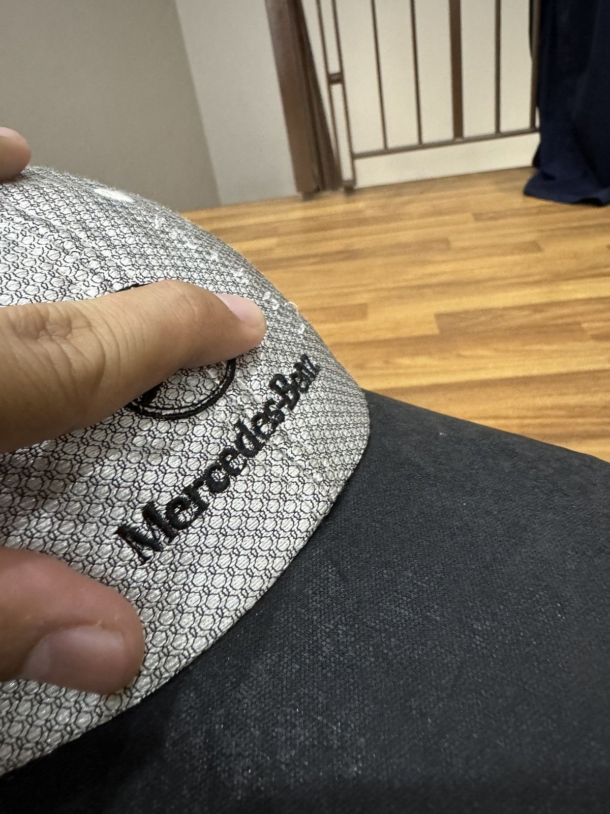 Mercedes-Benz VINTAGE MERCEDES BENZ STRAPBACK CAP HAT Size ONE SIZE - 6 Thumbnail