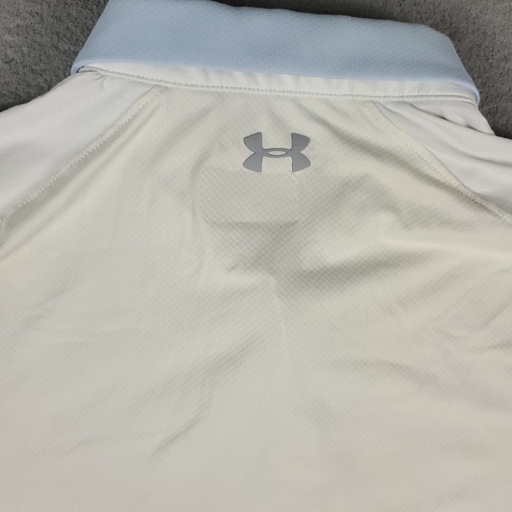Under Armour Under Armour Polo Shirt Mens XL Striped Golf Casual Short Sleeve Off-White Blue Gray Logo Shirt Mens XL Polo Size US XL / EU 56 / 4 - 5 Thumbnail